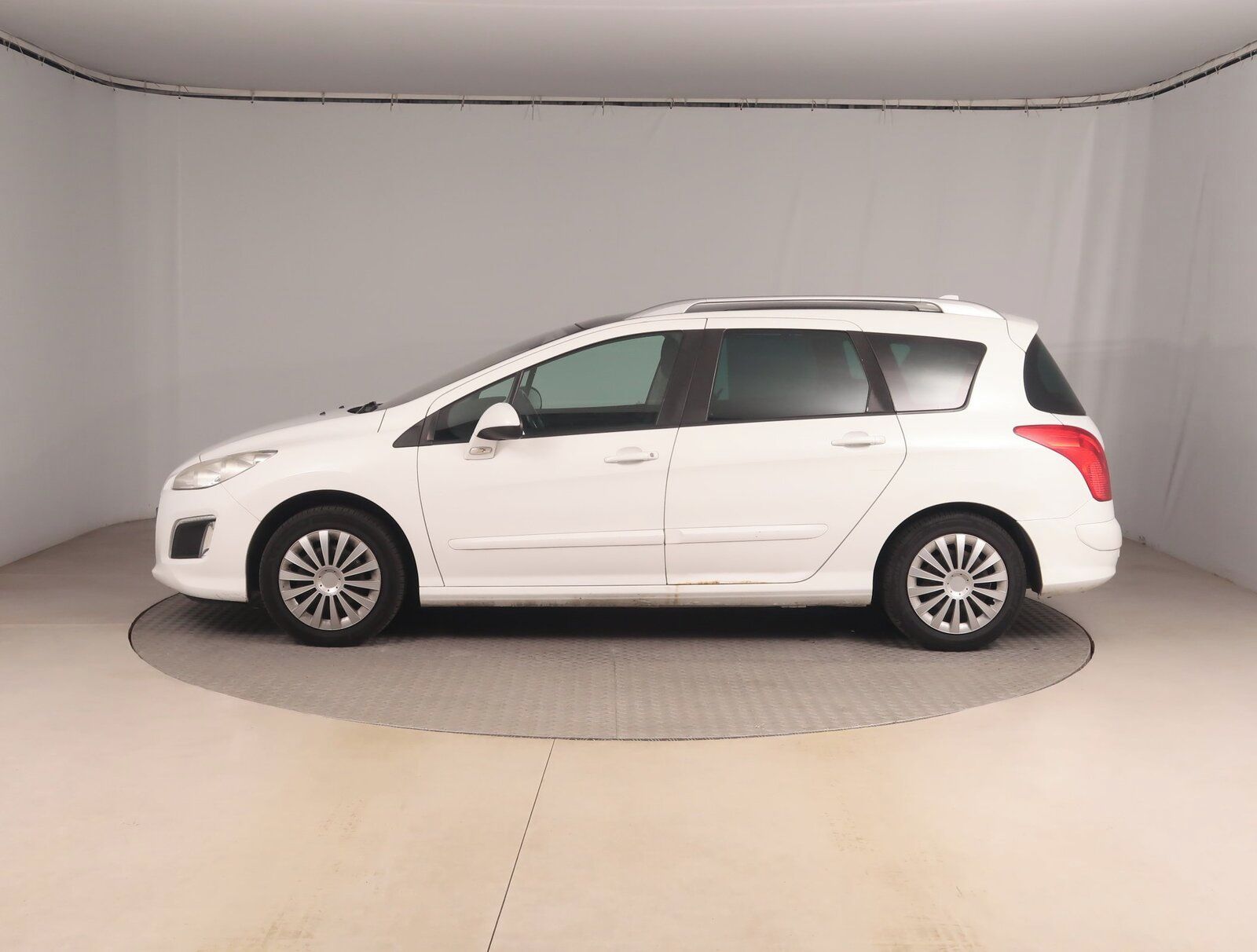 Peugeot 308, 1.6 VTi, Automatická klima - fotka 3