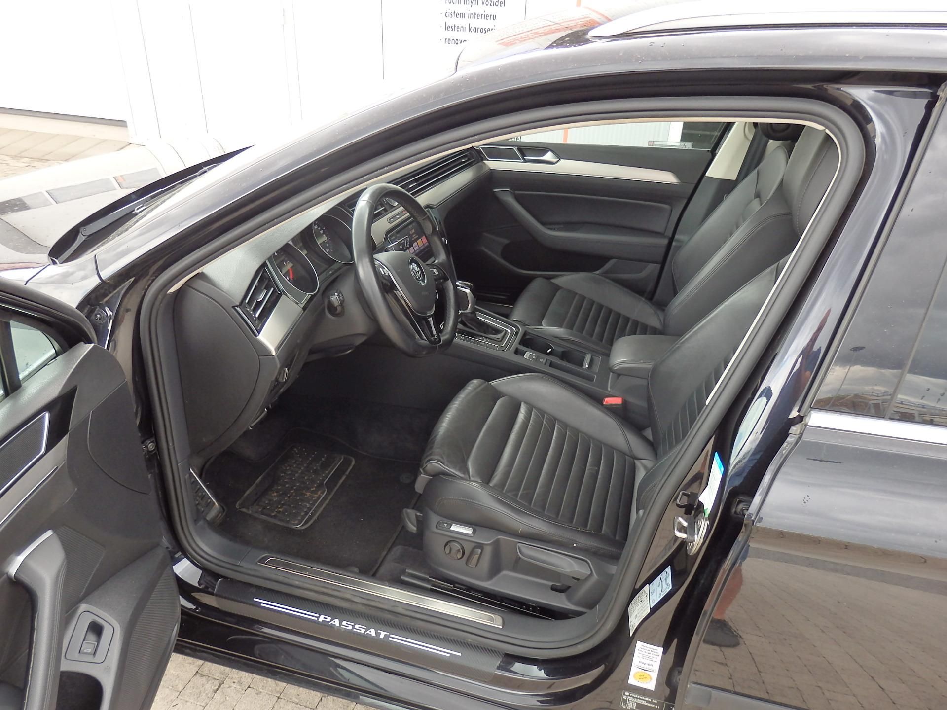 Volkswagen Passat, 2.0 TDI 140 kW ZÁVĚS - fotka 6