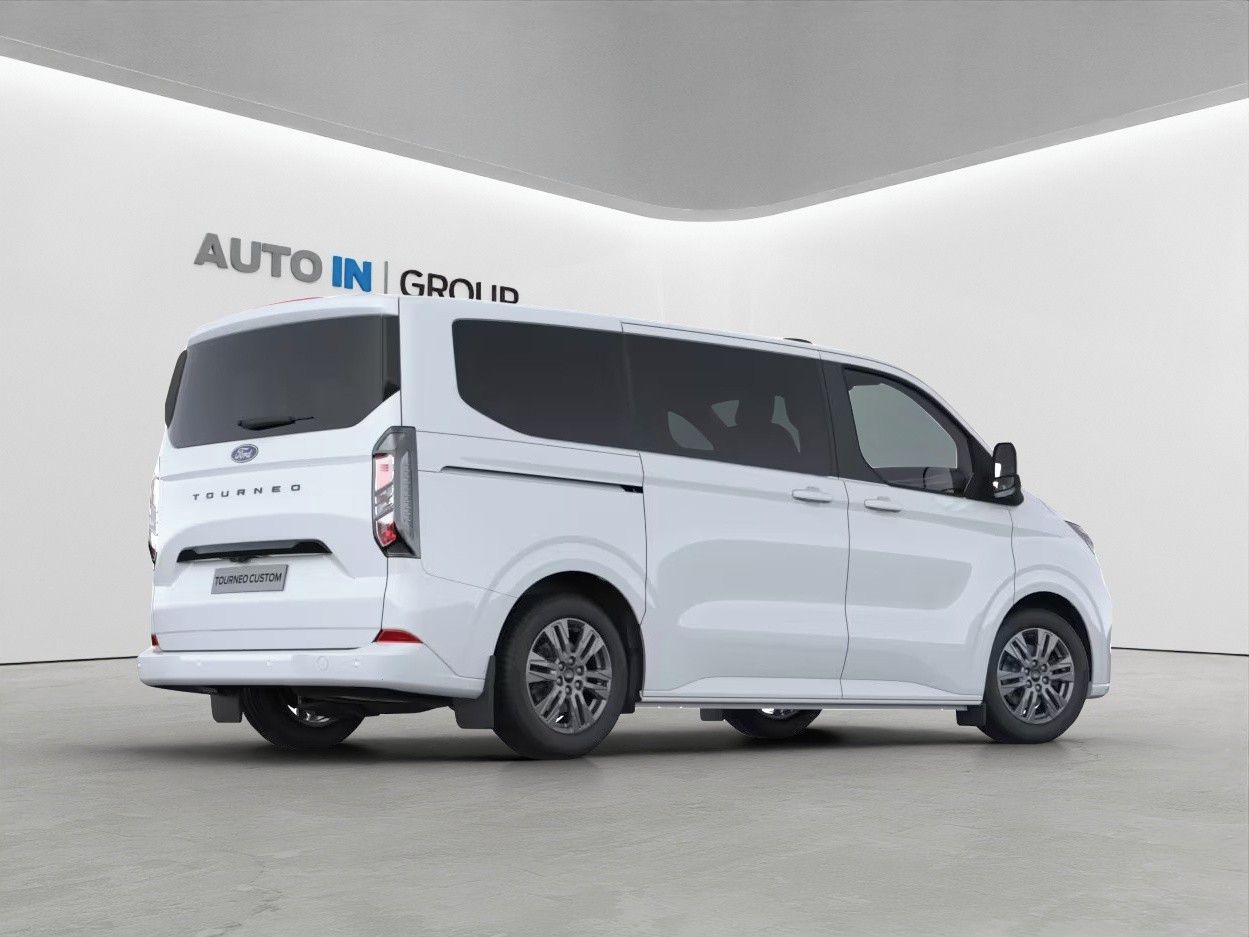 Ford Tourneo Custom, 2,5 Duratec PHEV L1 Titanium, - fotka 5