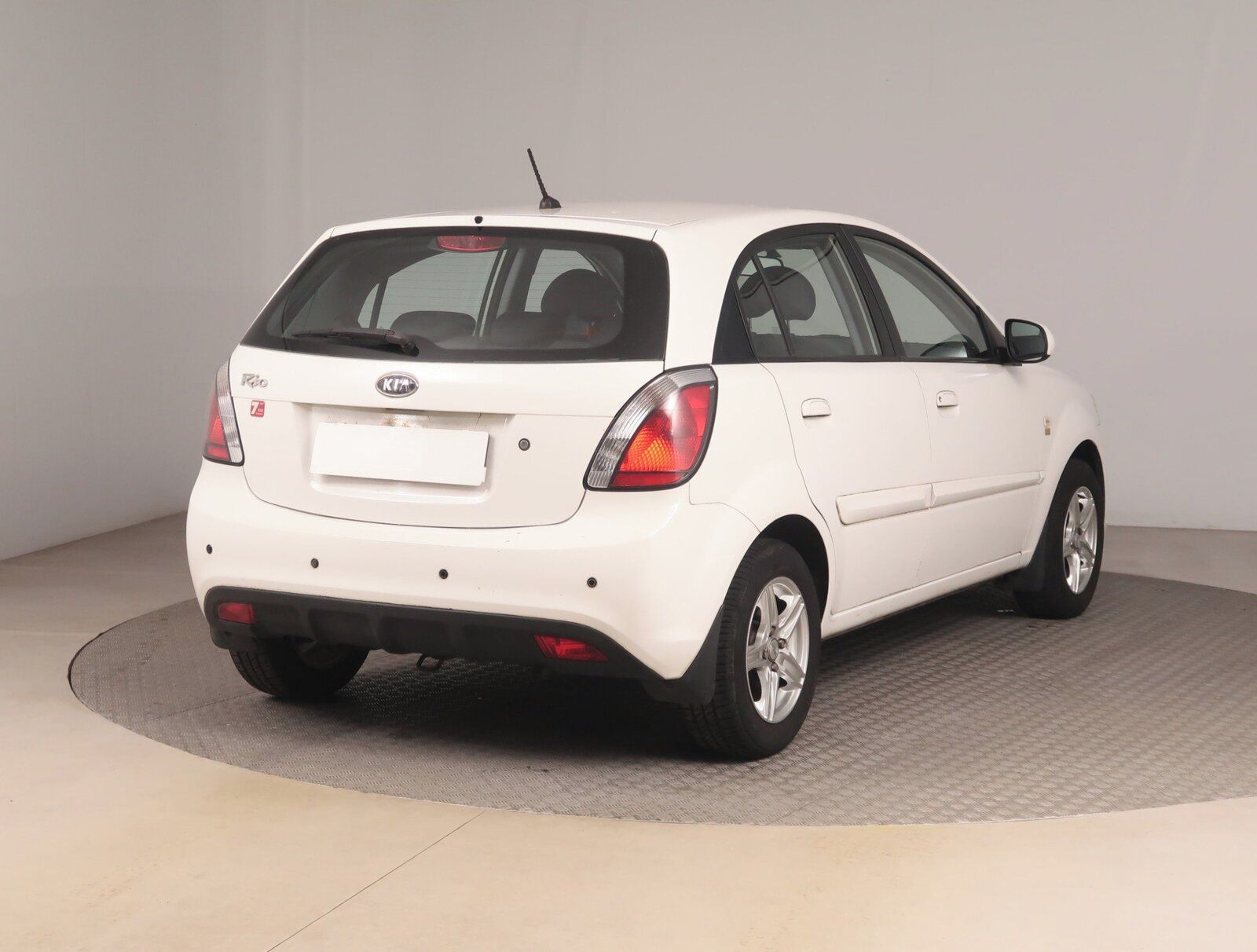 Kia Rio, 1.4 16V, jezdí výborně - fotka 5