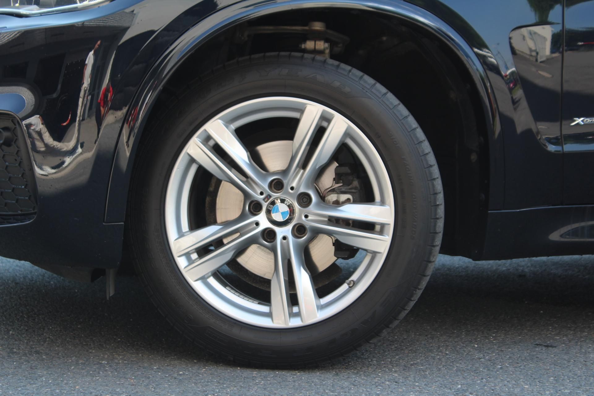 BMW X5, xDrive30d - fotka 6