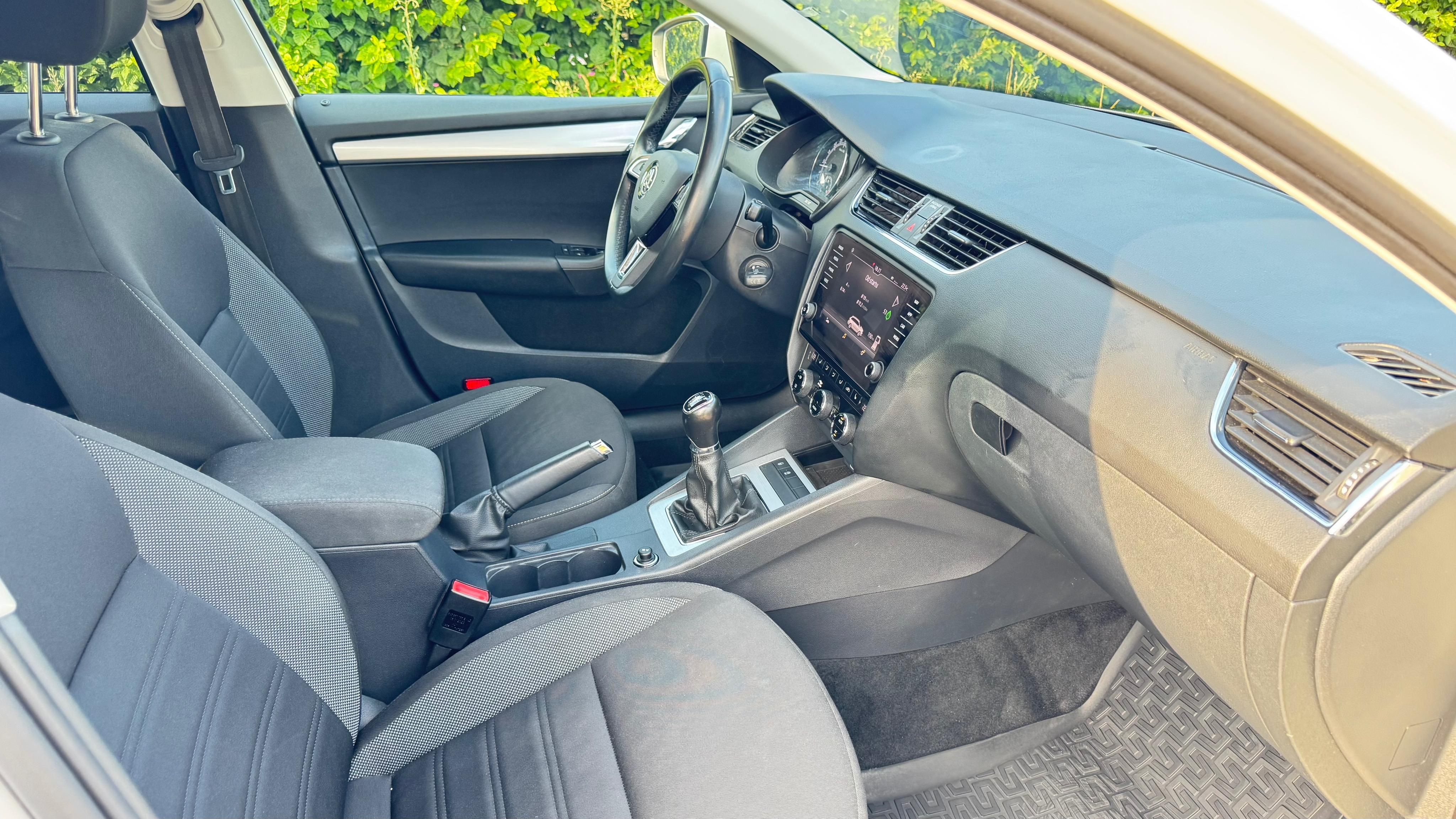 Škoda Octavia, 2.0TDi 110kW AMBITION+ CZ - fotka 6