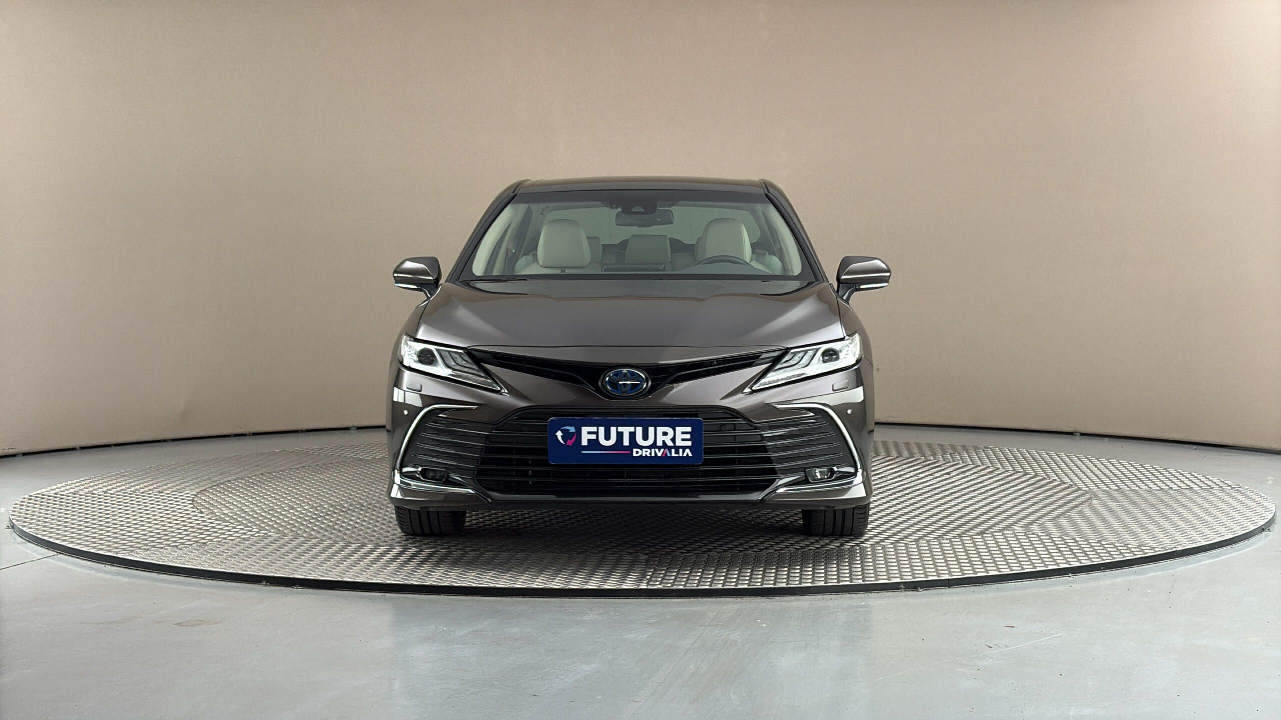 Toyota Camry, 2.5 Hybrid AUT Executive - fotka 3