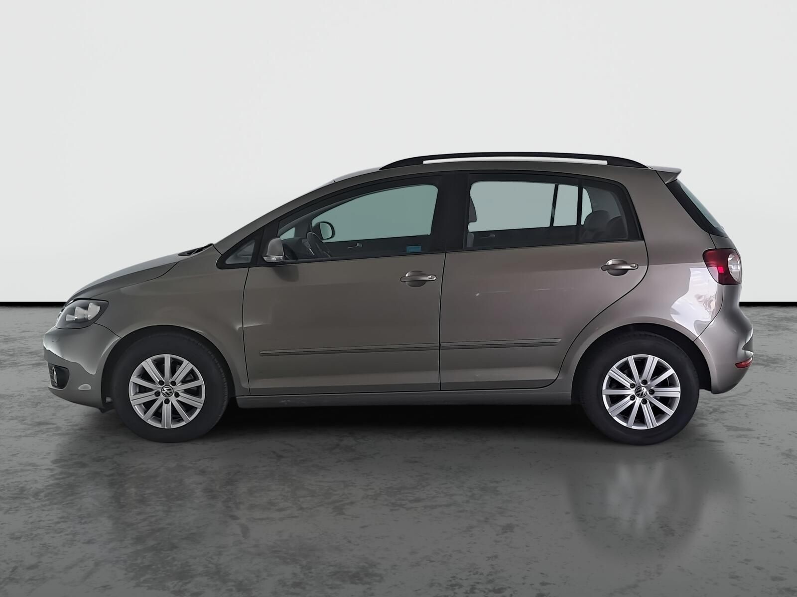 Volkswagen Golf Plus, 1.6 TDI, Navi - fotka 3