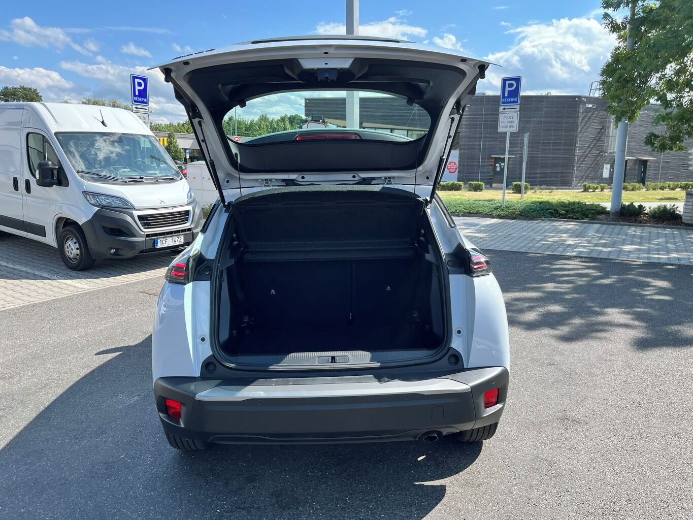 Peugeot 2008, STYLE PureTech 100 S&S MAN6 - fotka 6
