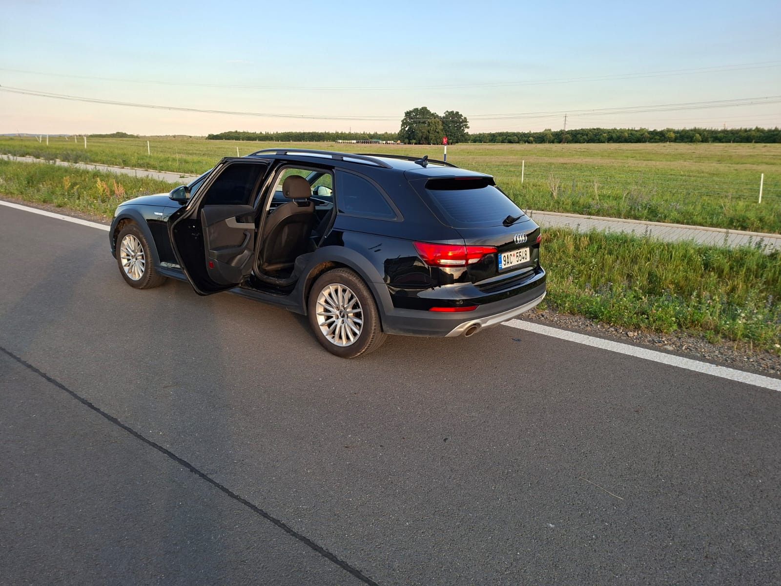 Audi A4 allroad, Audi A4 Allroad Quattro 2.0TFS - fotka 5