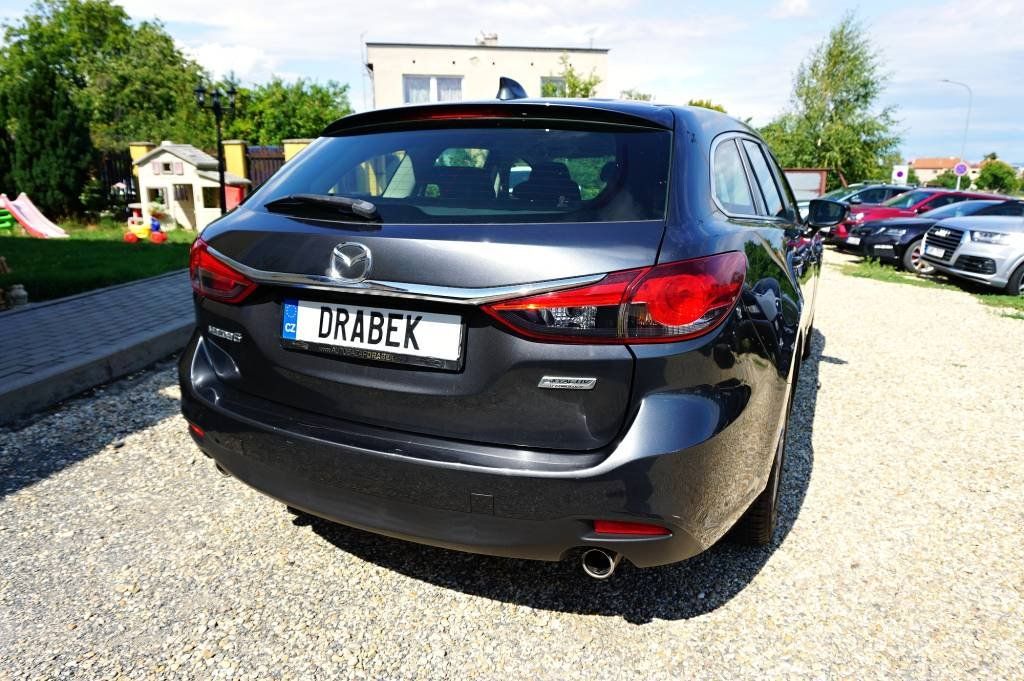 Mazda 6, 6 2.0 107 kW - fotka 5