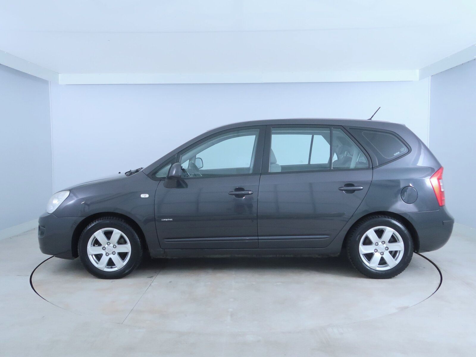 Kia Carens, 2.0 16V, po STK, servisované - fotka 3