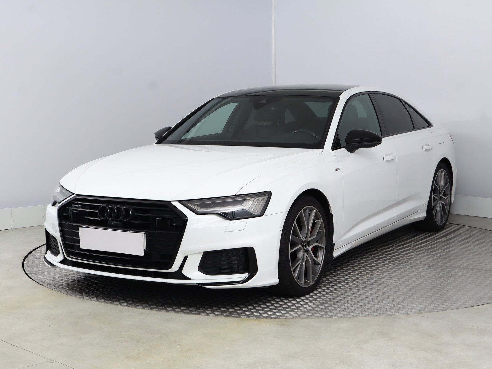 Audi A6, 50 TFSI e, S line, 4X4 - fotka 2