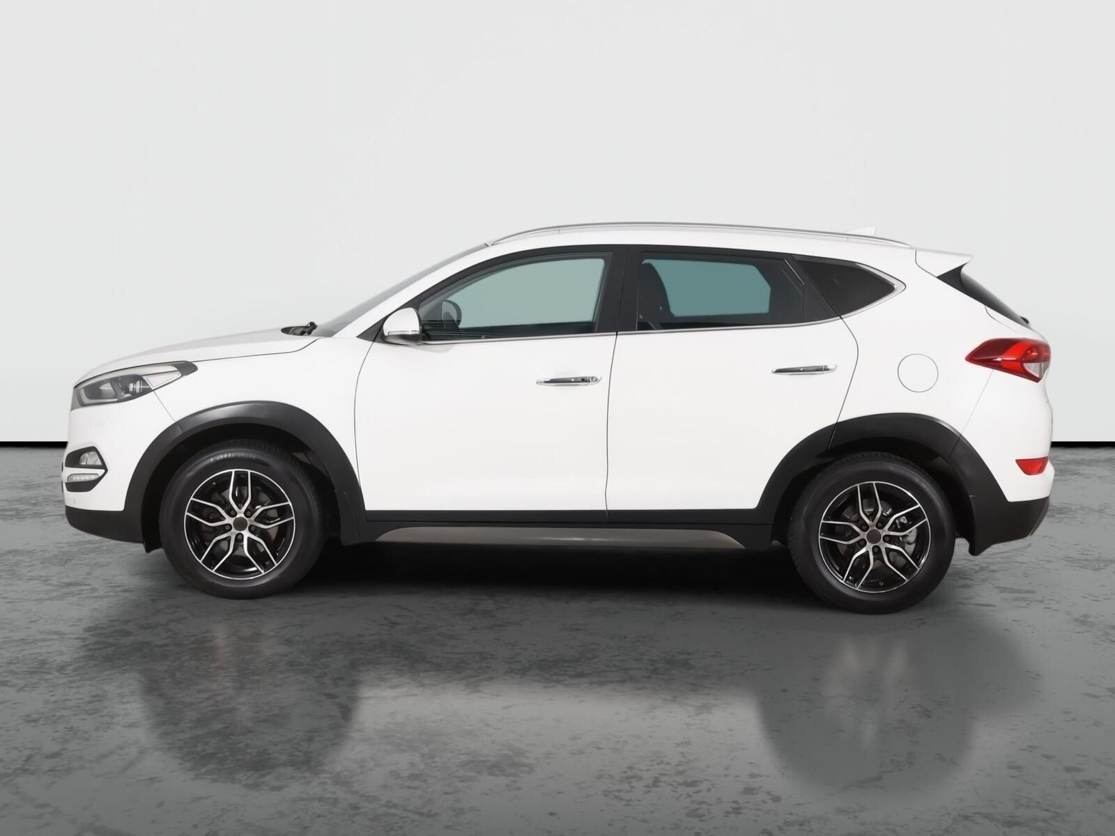Hyundai Tucson, 1.6 T-GDI, 4X4, Serv.kniha - fotka 3