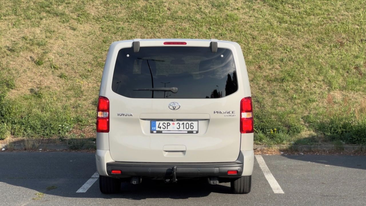 Toyota Proace Verso, L2, webasto, krásný stav, 8sAT - fotka 6