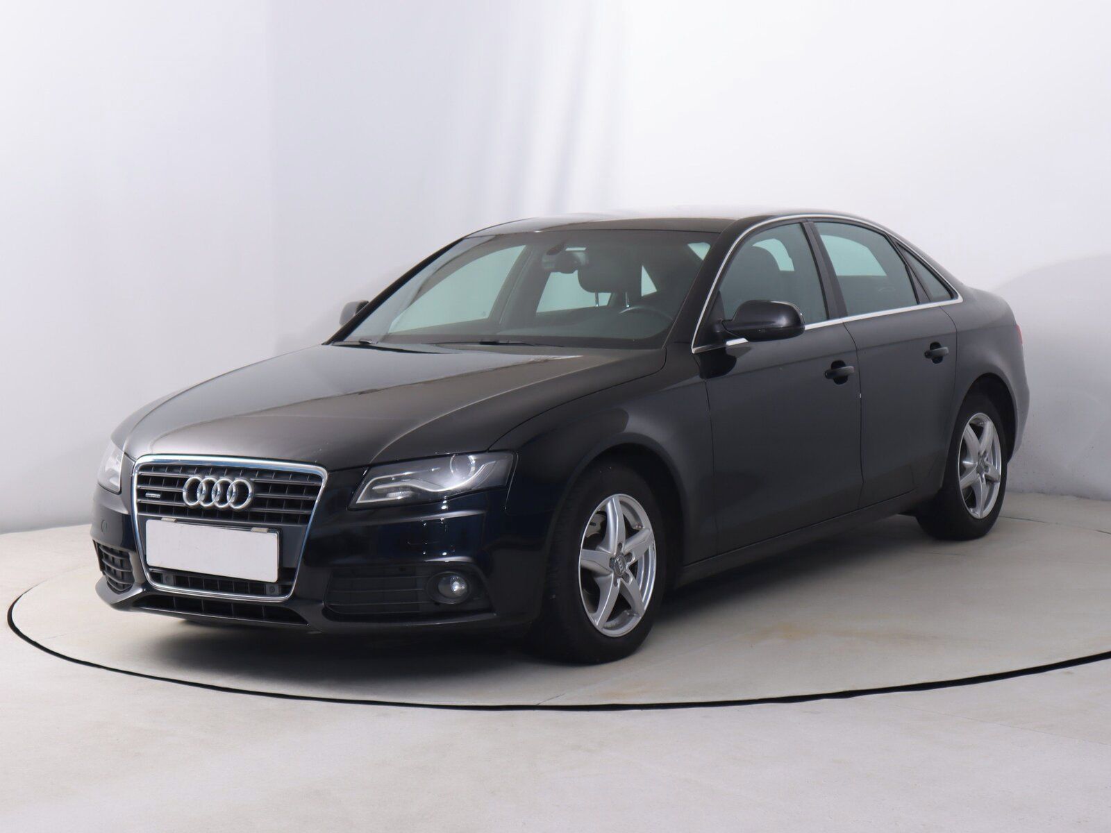 Audi A4, 2.0 TDI, 4X4, Serv.kniha - fotka 2