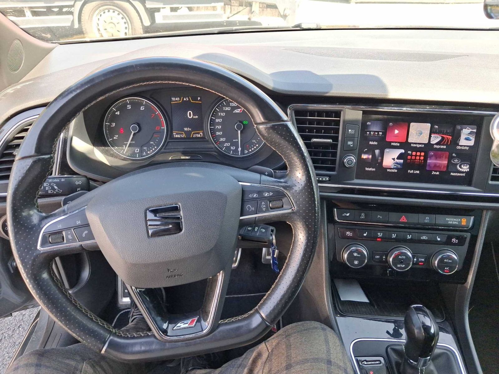 Seat Leon, 2.0 TSI Cupra 300, 4X4 - fotka 3
