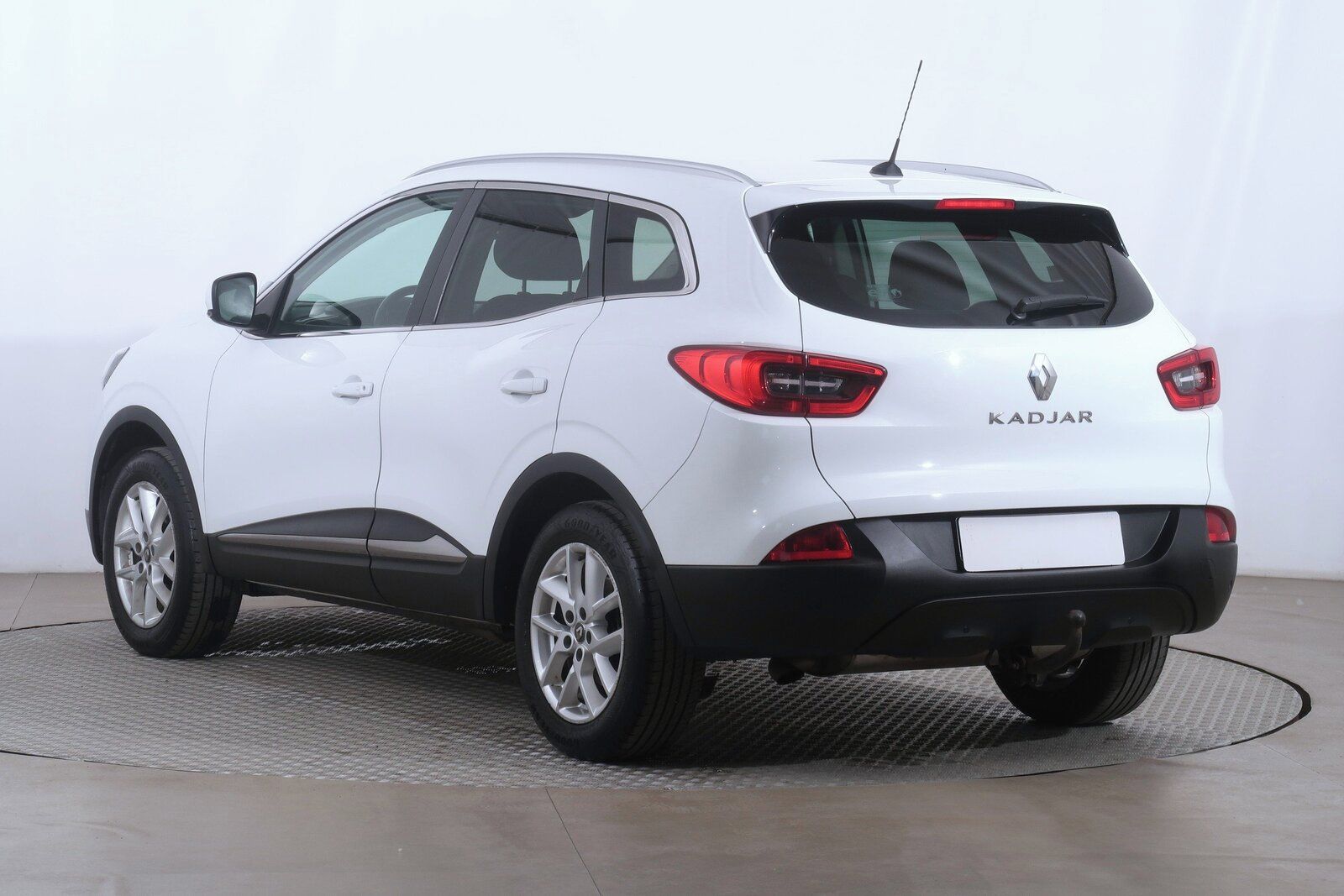 Renault Kadjar, 1.2 TCe, Intens, Serv.kniha - fotka 4