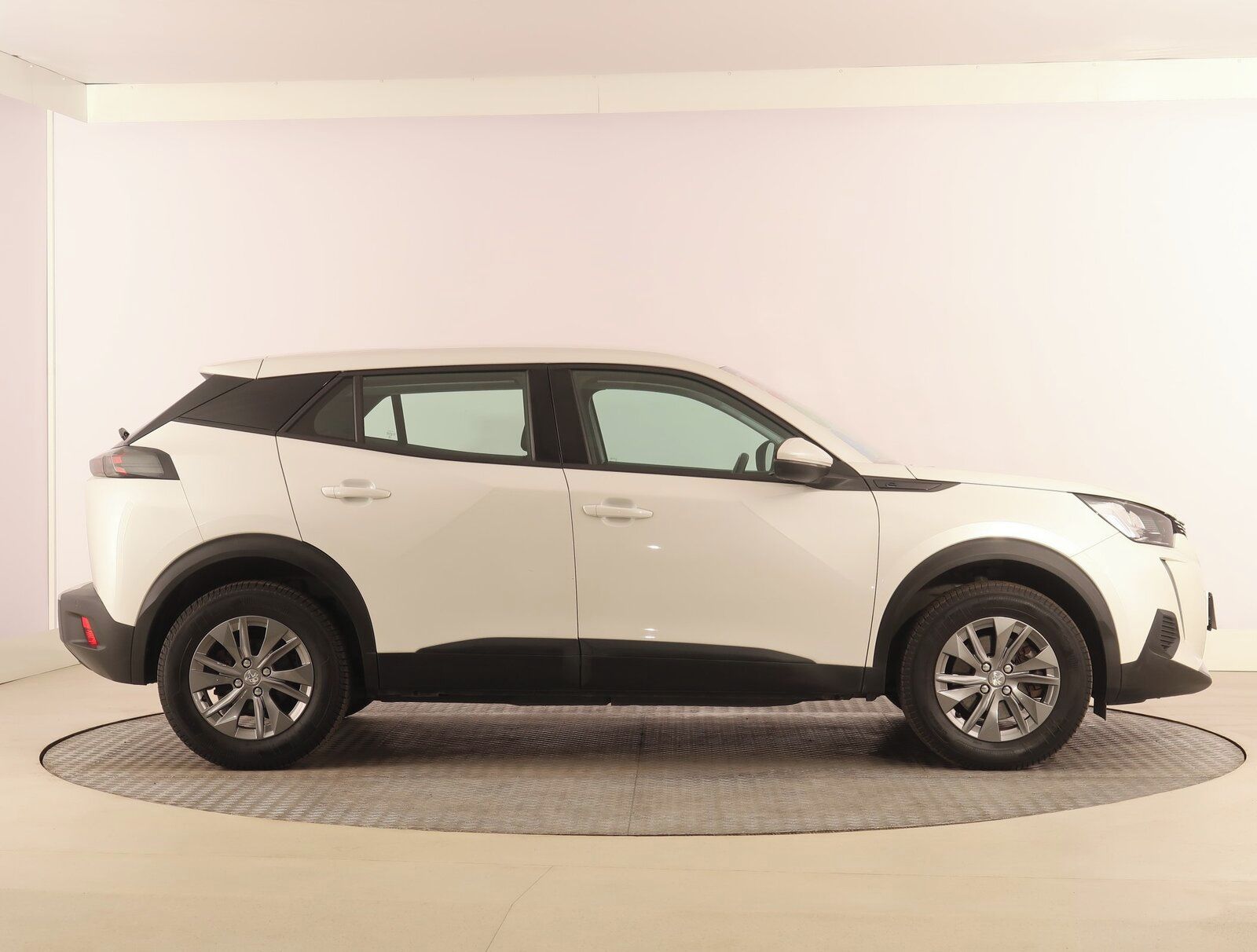 Peugeot 2008, 50 kWh, SoH 87%, Active - fotka 6