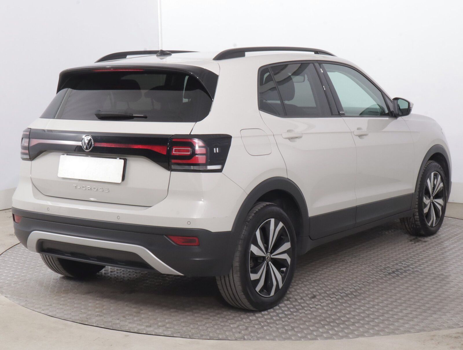Volkswagen T-Cross, 1.0 TSI, Life, Serv.kniha - fotka 5