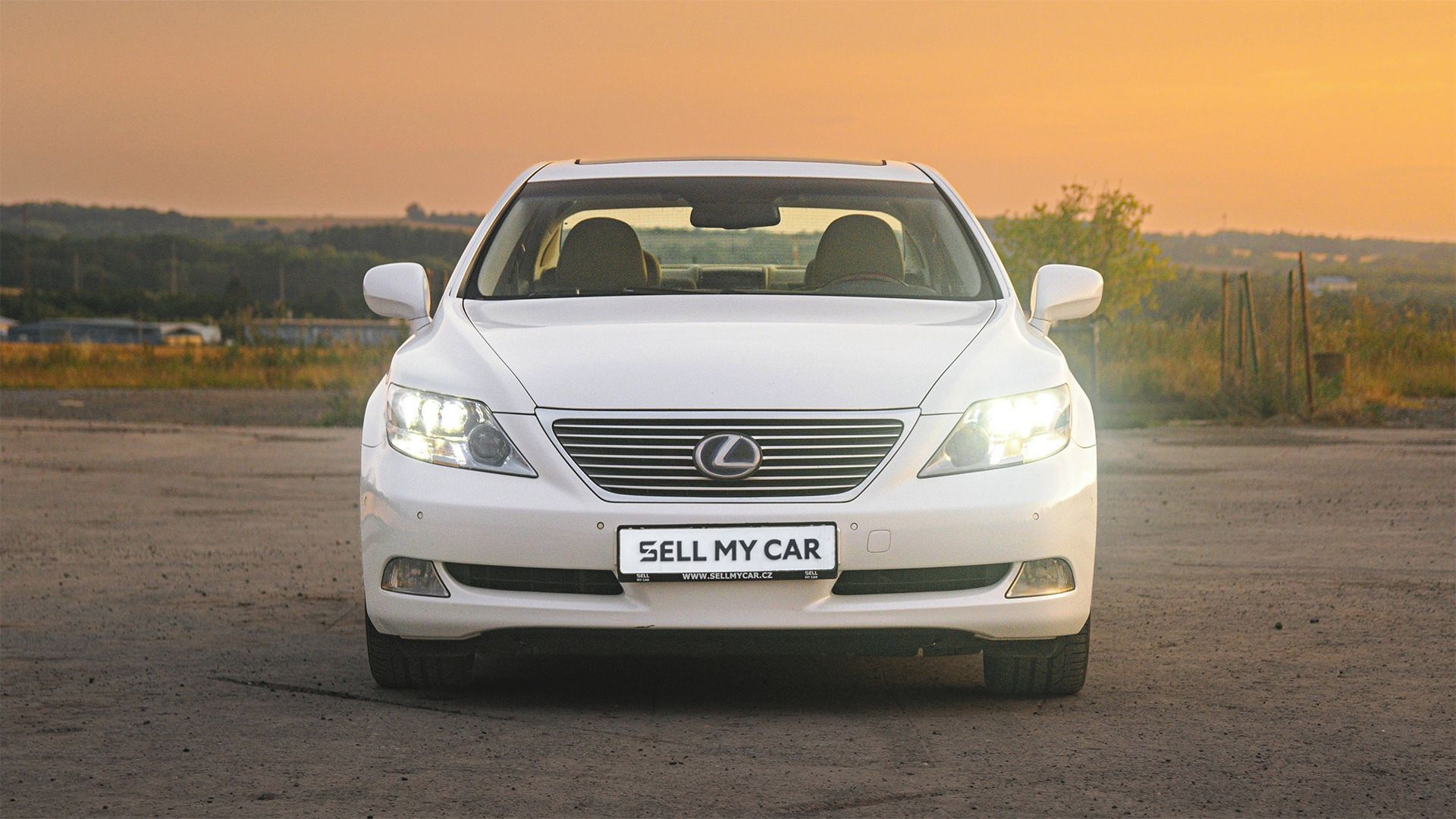 Lexus LS, 600HL Hybrid 5,0/290kW 4x4 ČR - fotka 2