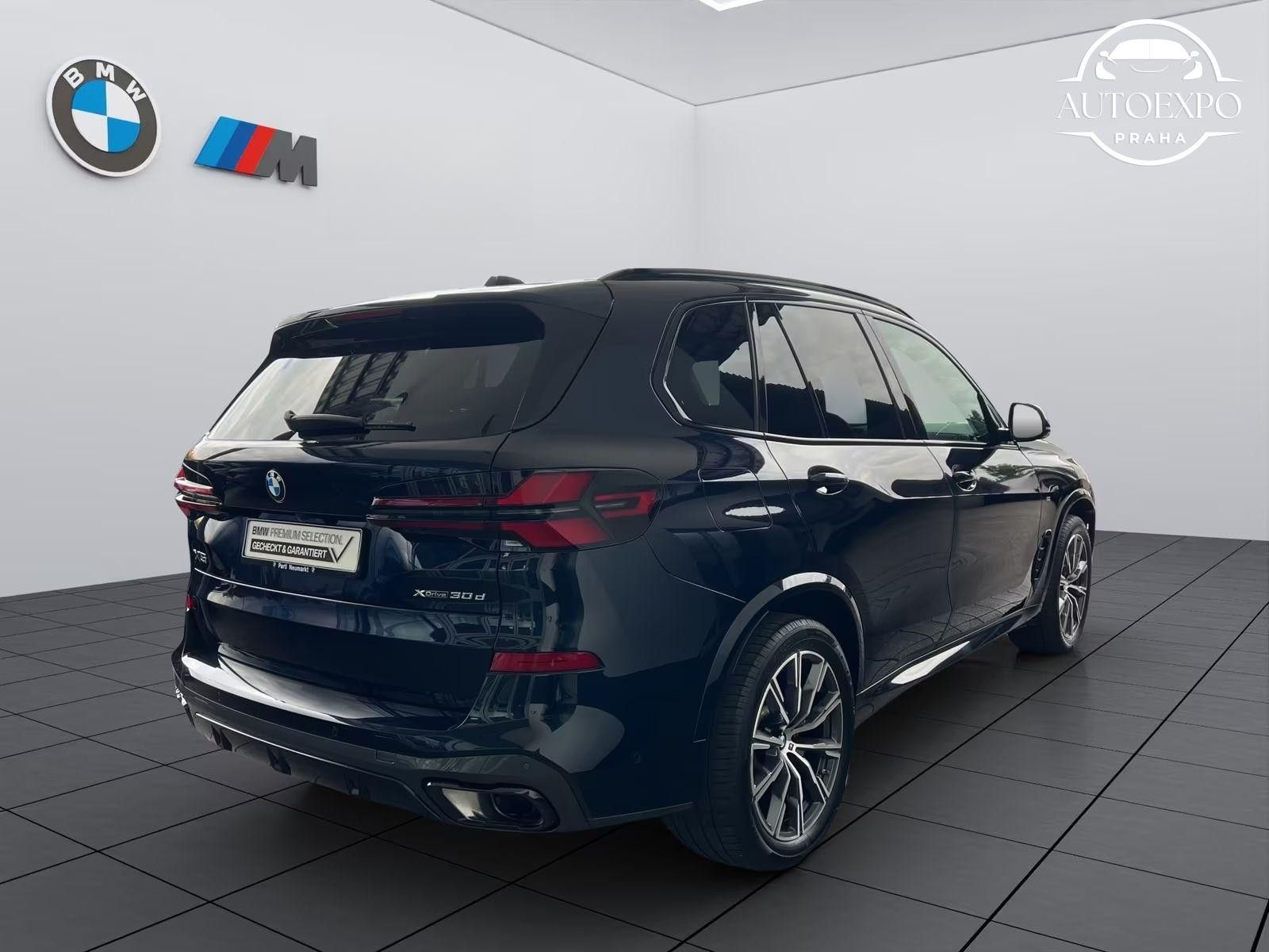BMW X5, xDrive30d M-Pro - fotka 4
