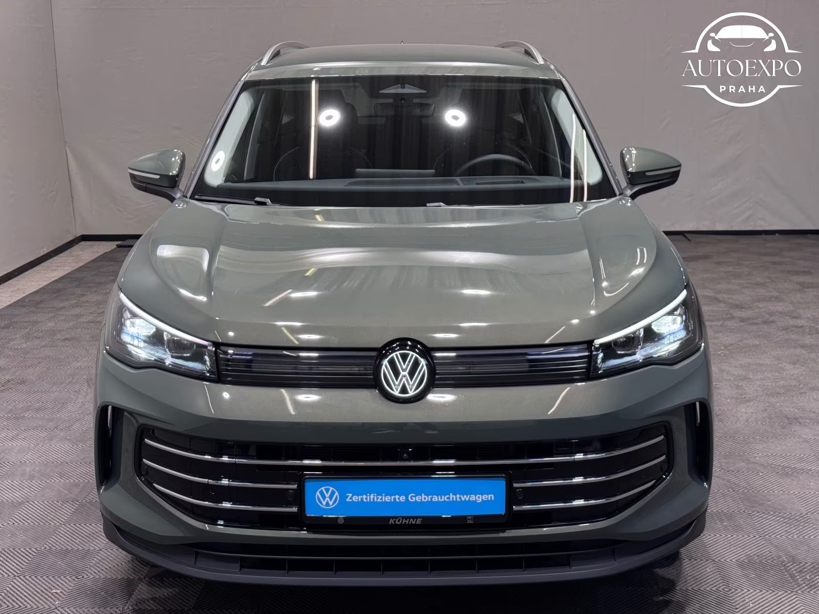 Volkswagen Tiguan, Elegance 2.0 TDI DSG - fotka 5