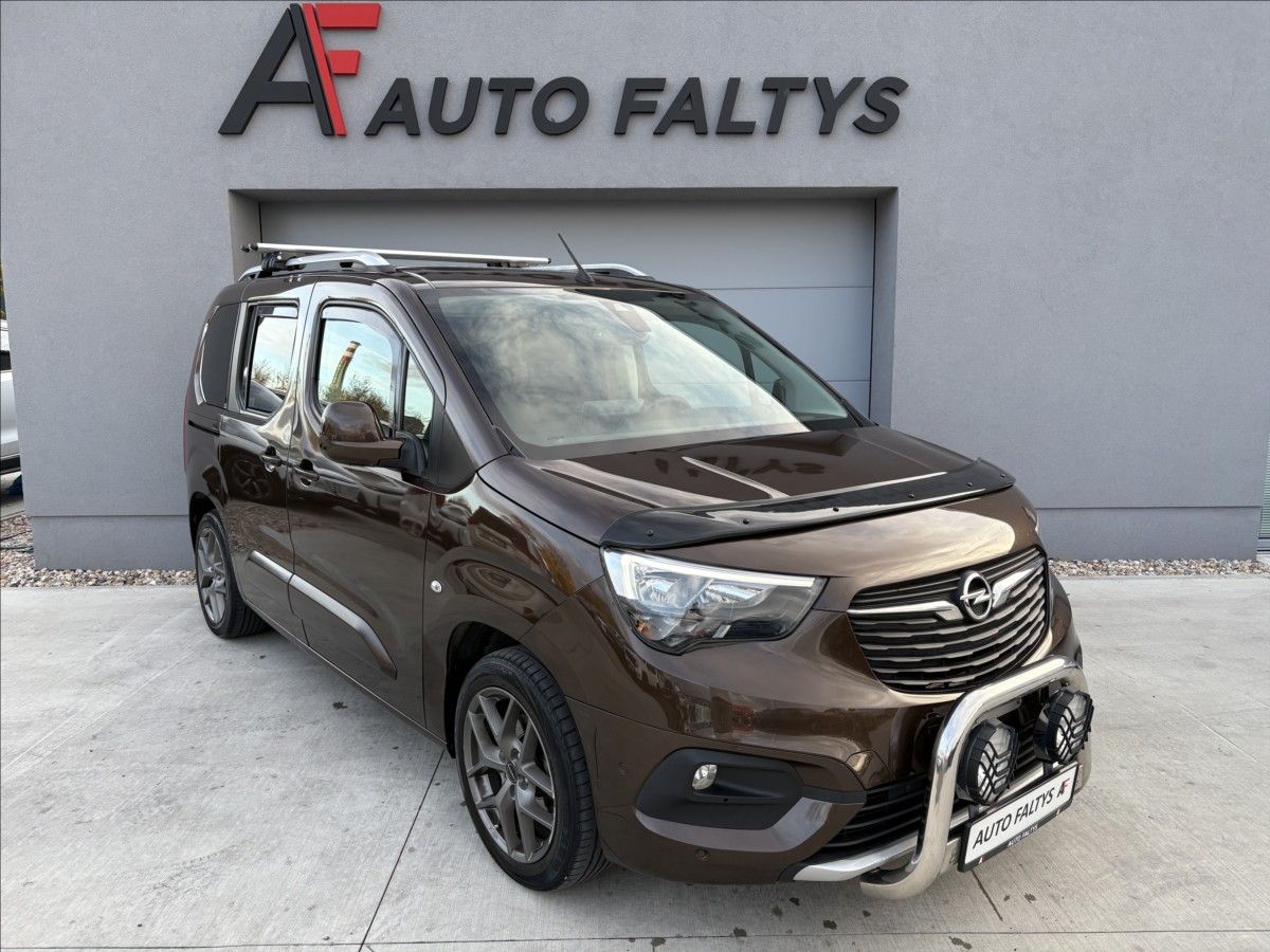 Opel Combo, 1,2 i 81 KW LIFE PANORAMA CZ