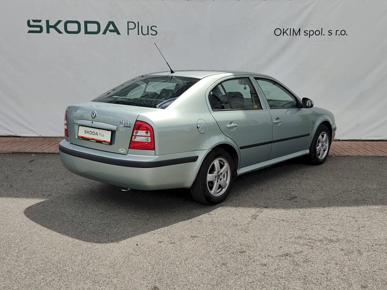 Škoda Octavia, TOUR 1,9TDI 74KW - fotka 2