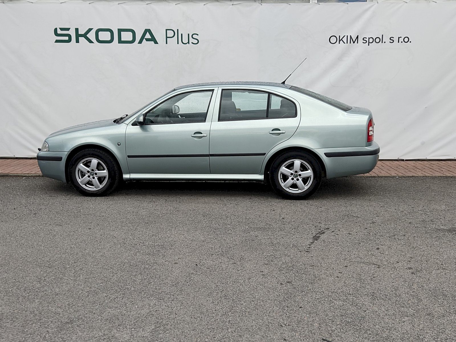 Škoda Octavia, TOUR 1,9TDI 74KW - fotka 3