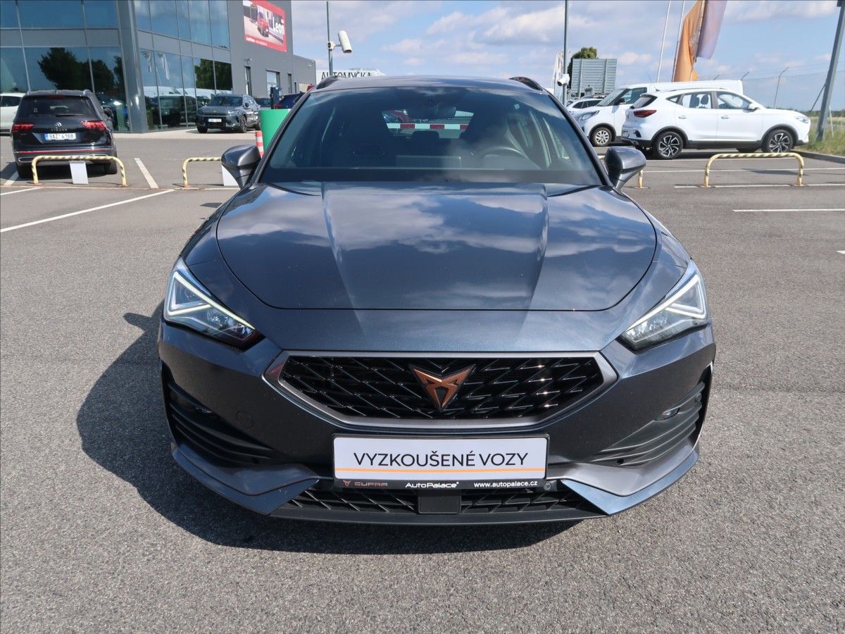 Cupra Leon, 2,0 TSi DSG 180kW ČR 1.majitel - fotka 4