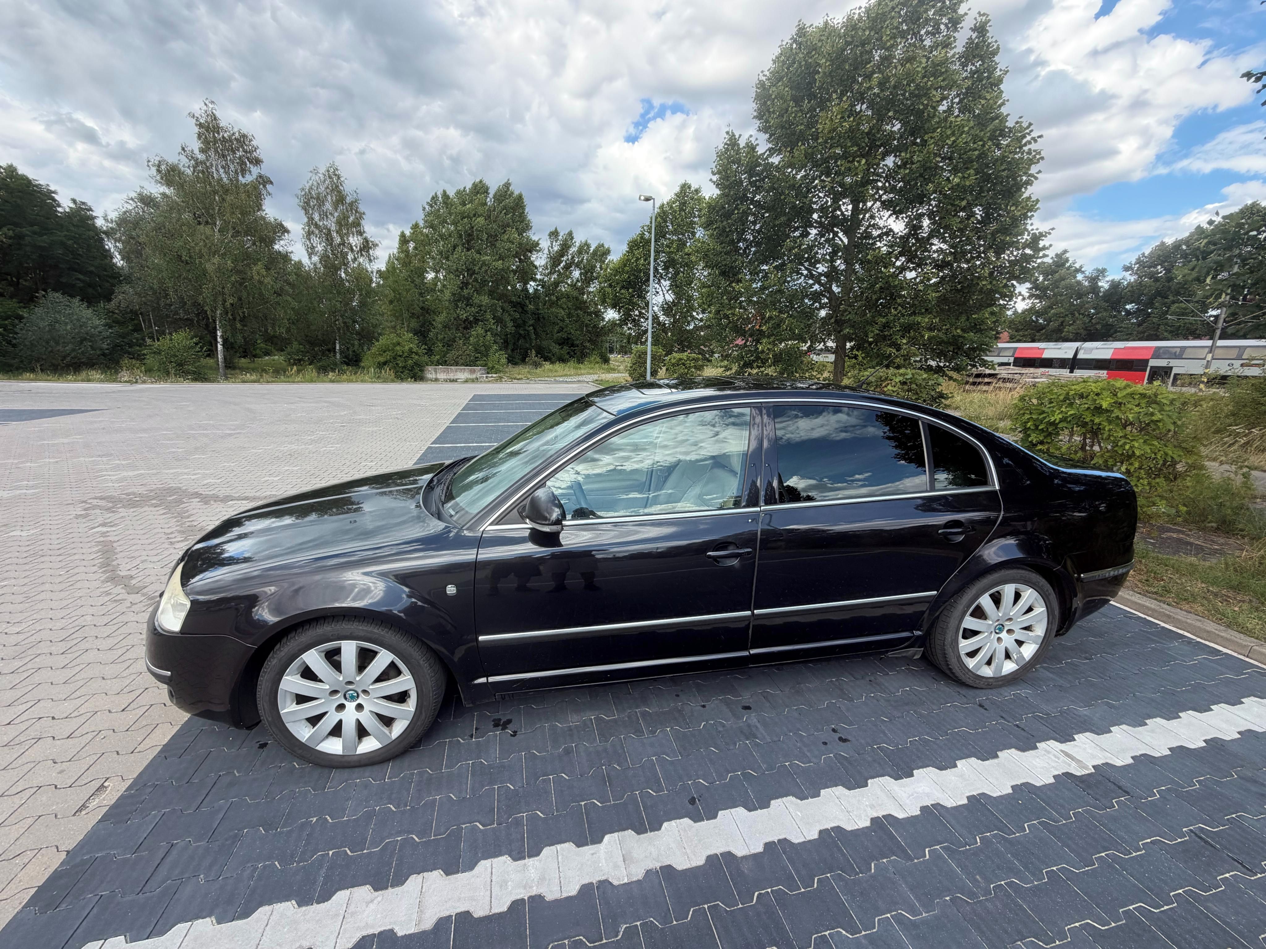 Škoda Superb, 1.8 LPG - fotka 2