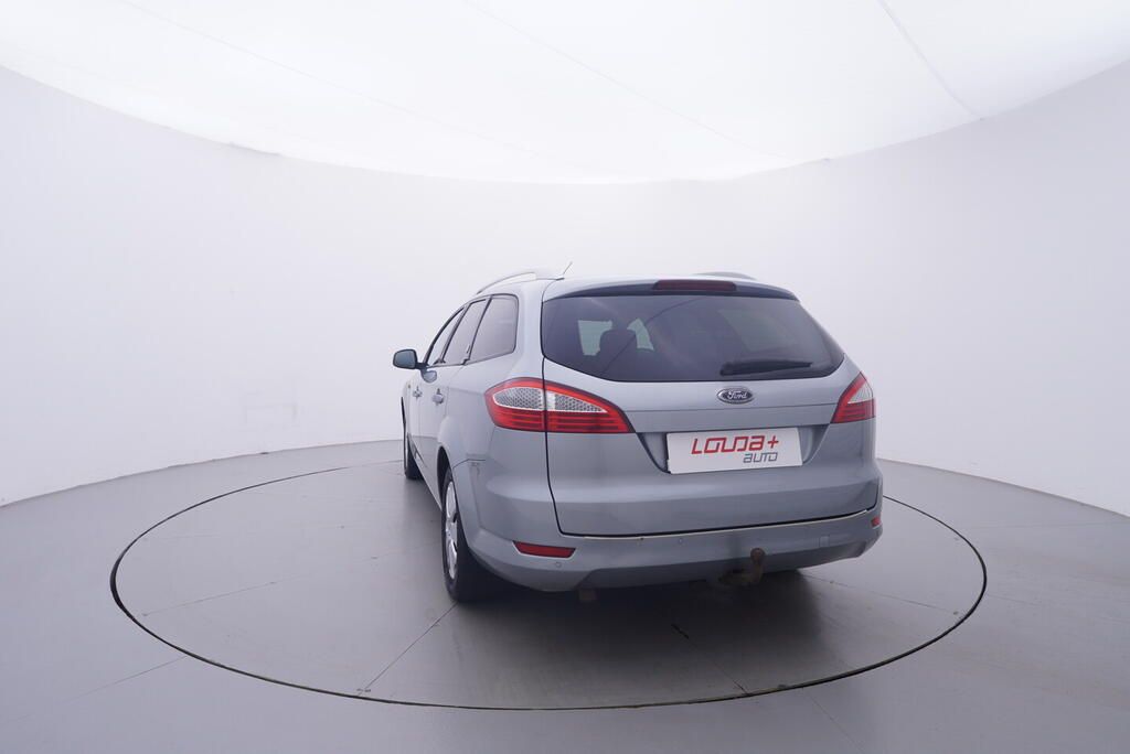 Ford Mondeo, 2.0 TDCi 103 kW - fotka 4