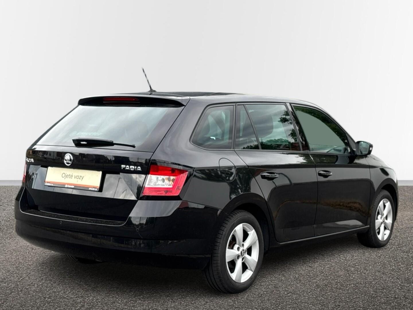 Škoda Fabia, 1.2 TSI / 66 kW AMBITION - fotka 2