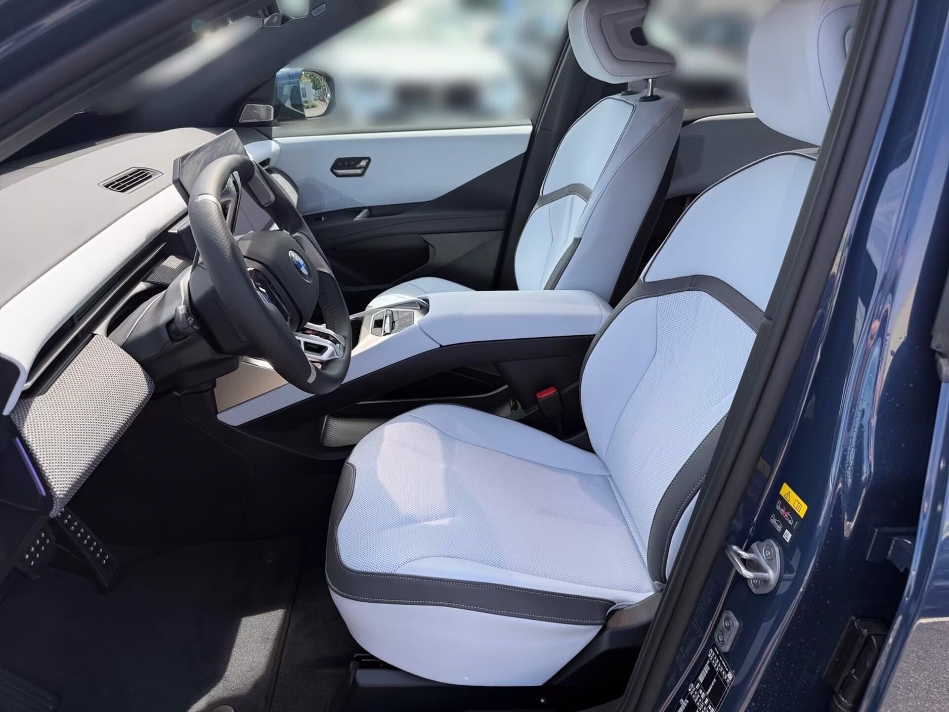 BMW iX3, 50 xDrive M-Sport HuD Pano Taž - fotka 6