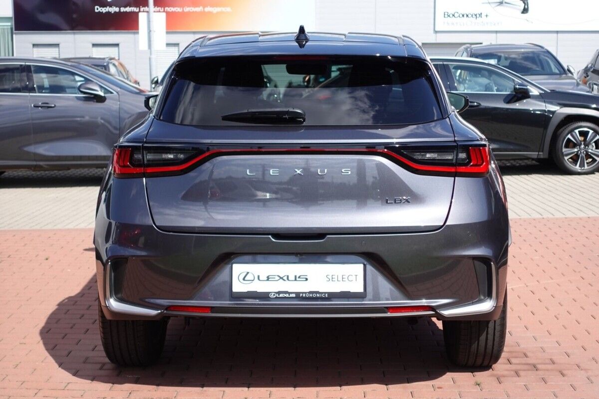 Lexus LBX, 1,5 HEV Elegant Tech - fotka 6