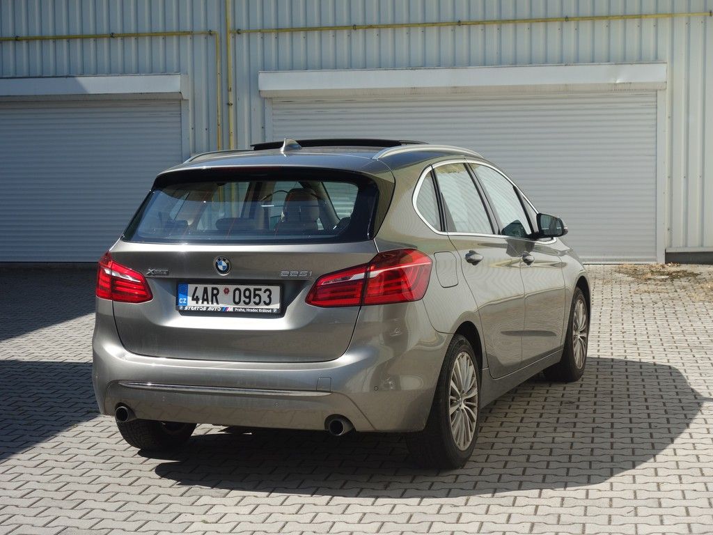 BMW Řada 2, 225i*X-DRIVE*ACTIVE*TOURER*CZ - fotka 4