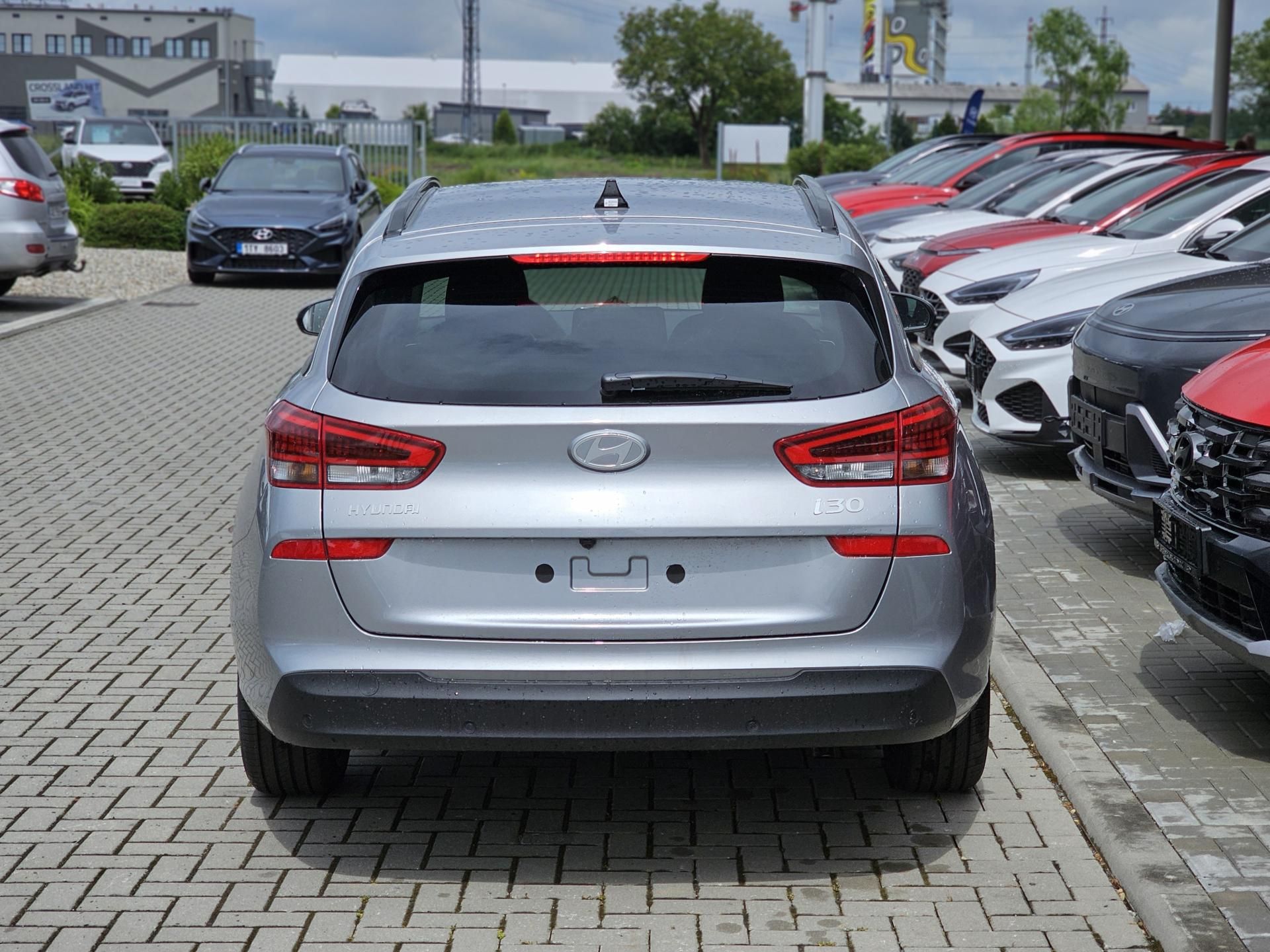 Hyundai i30, WG 1,6 T-GDI DCT GO CZECH - fotka 5