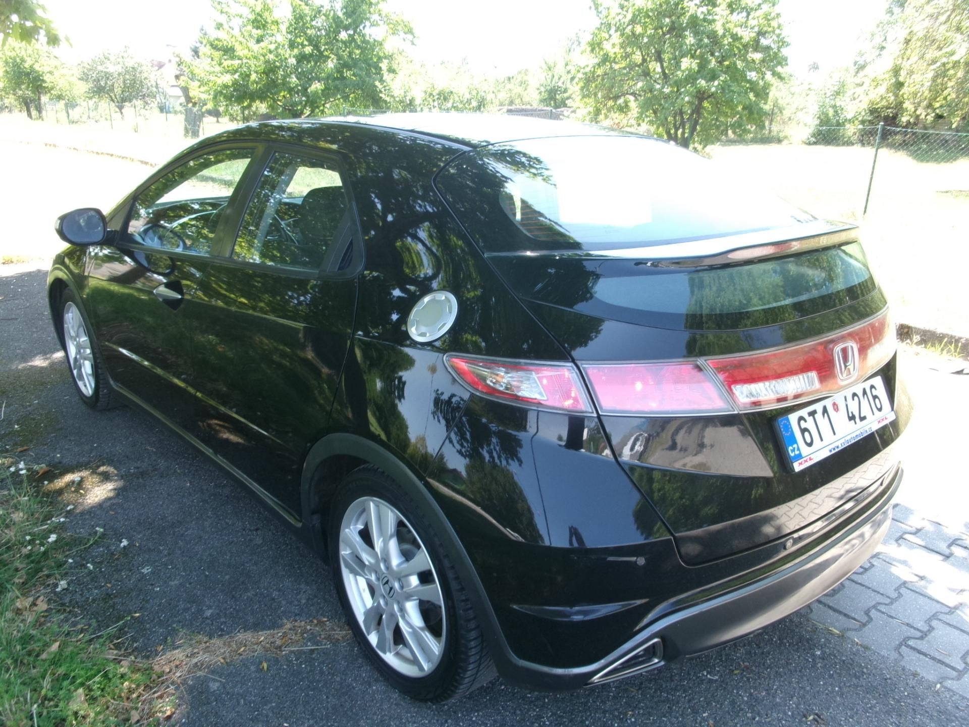 Honda Civic, 1,8 VTEC PANORAMA ČR - fotka 6