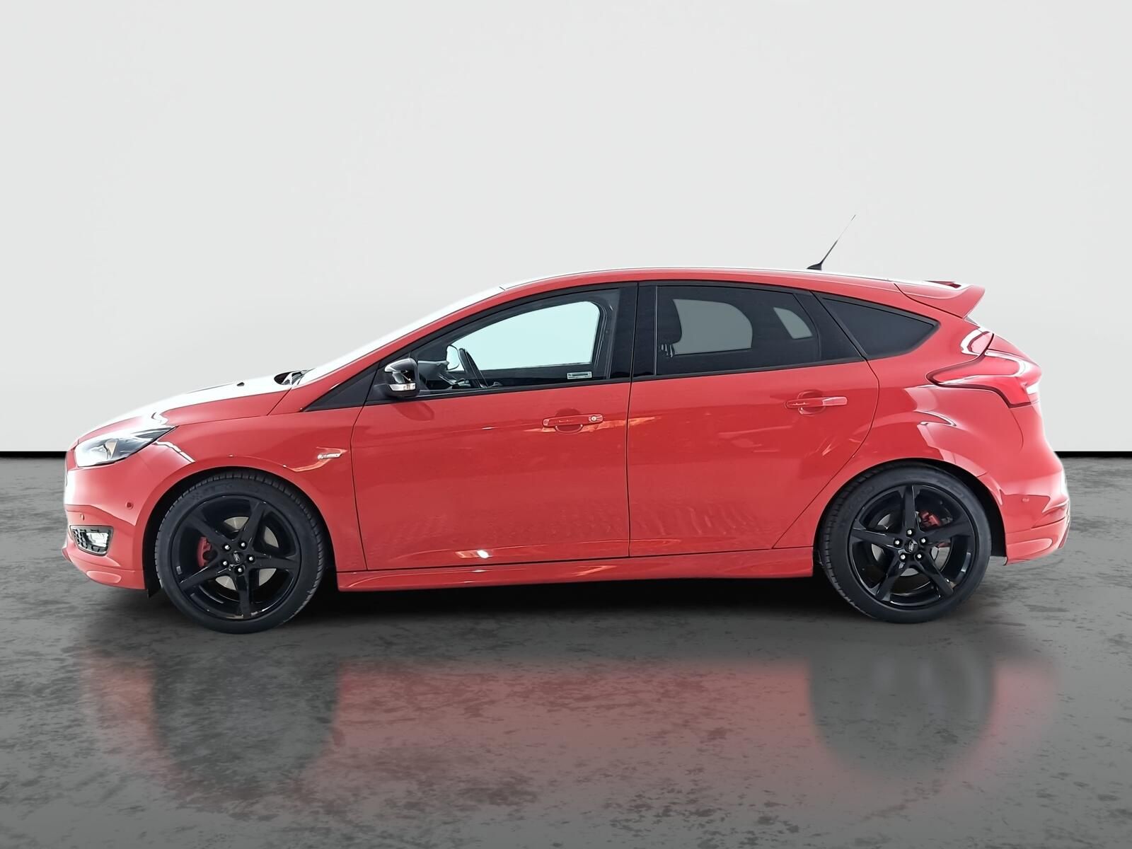 Ford Focus, 1.5 EcoBoost, Serv.kniha, Navi - fotka 3