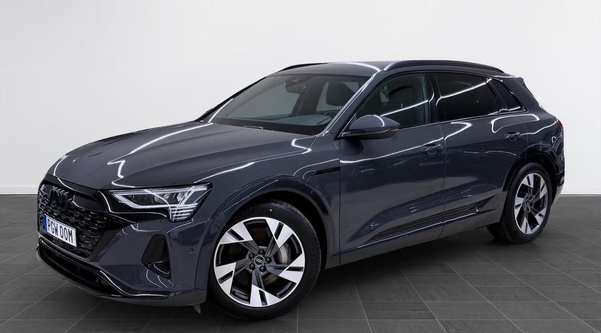 Audi Q8 e-tron, 50 Q Kamera Tažné Ambient B&O