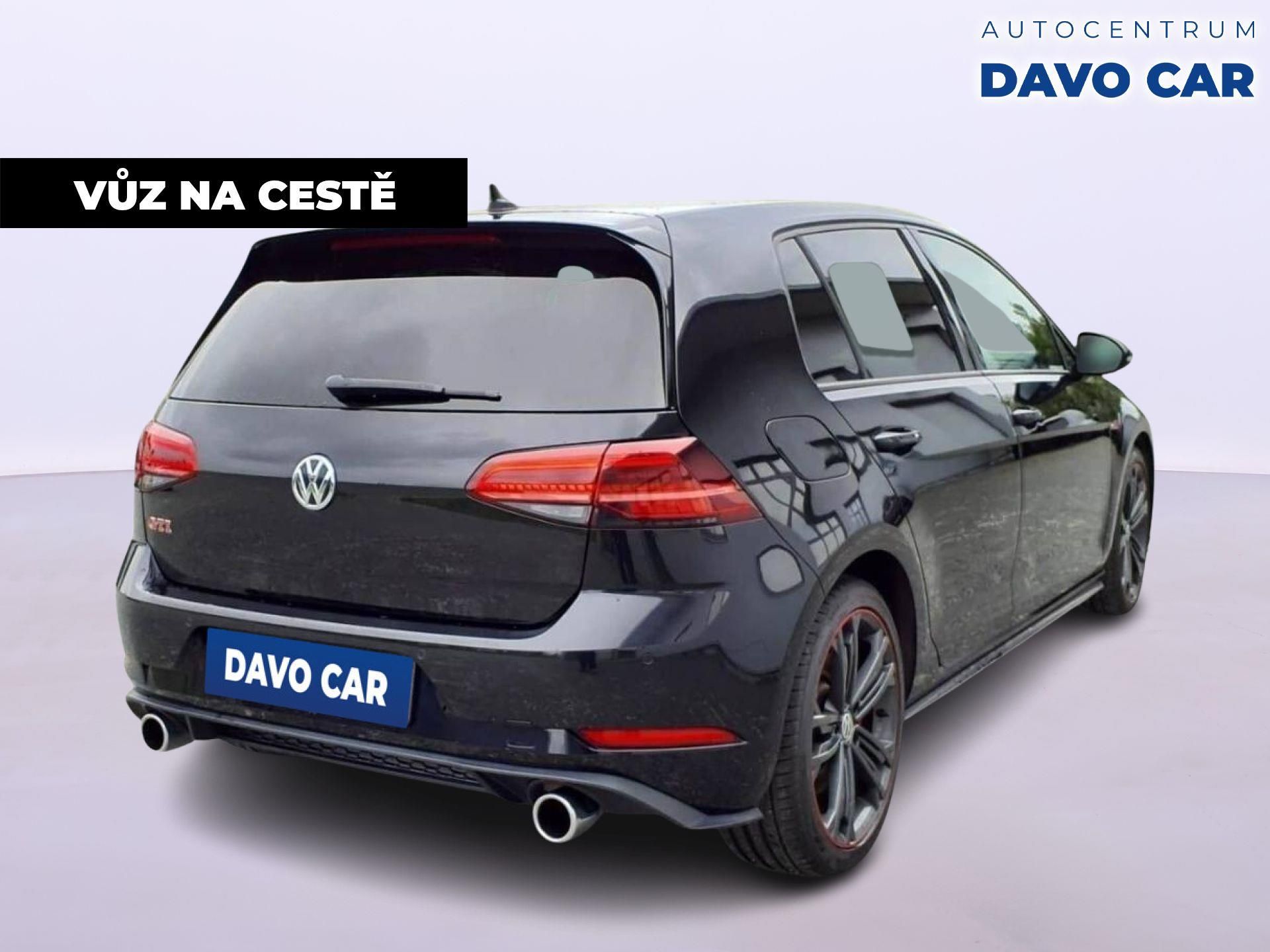 Volkswagen Golf, 2,0 TSI GTI 180kW Performance - fotka 4