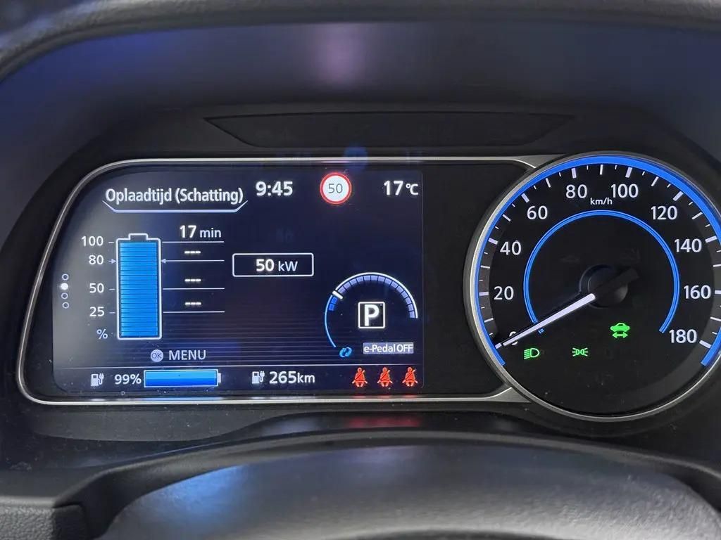 Nissan LEAF, 110kW Tepelko 15'000km 1.Maj - fotka 5