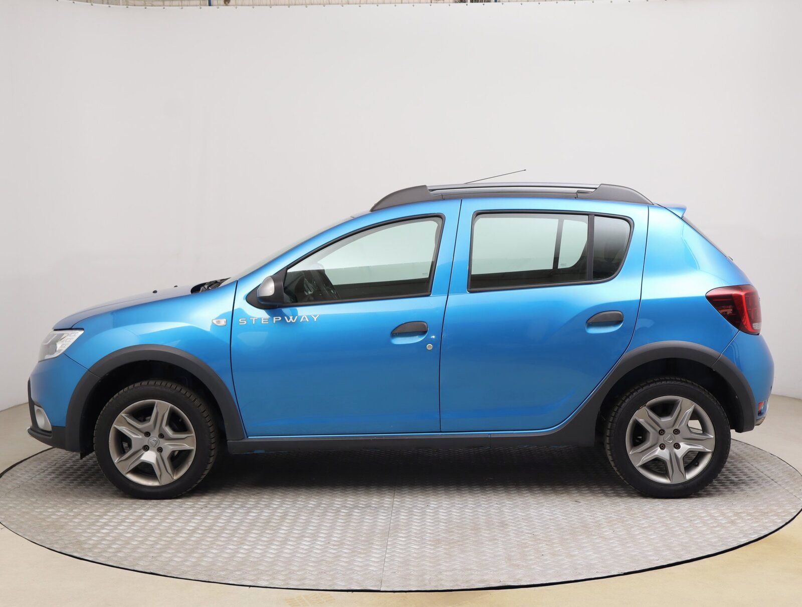 Dacia Sandero, 0.9 TCe, Klima, El. okna - fotka 3