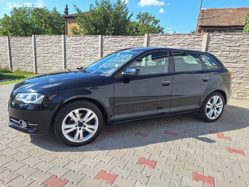 Audi A3, 1,6i 75kW,automat,prav.servis