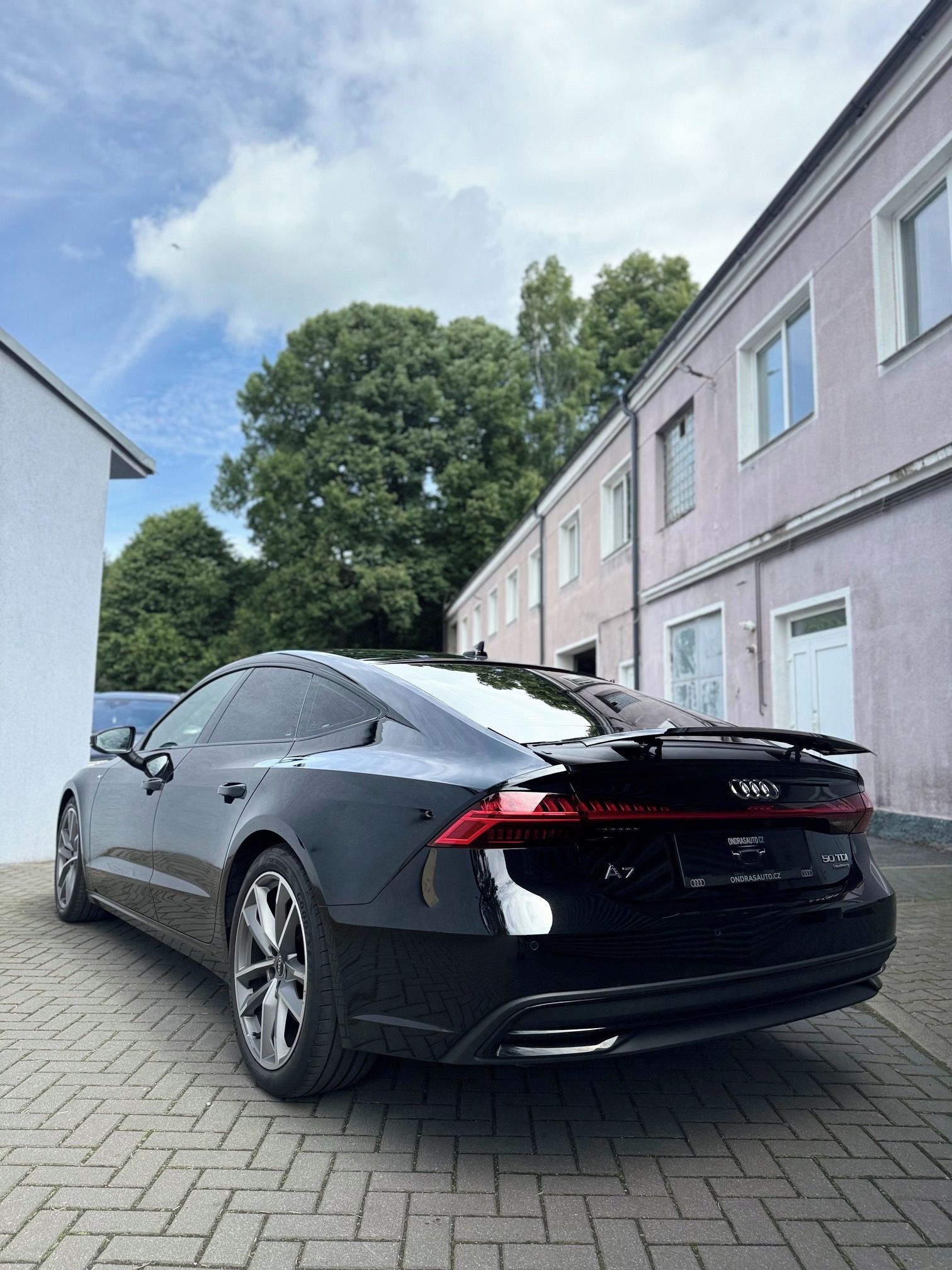 Audi A7, 3,0TDi 210kw S-line Matrix - fotka 3