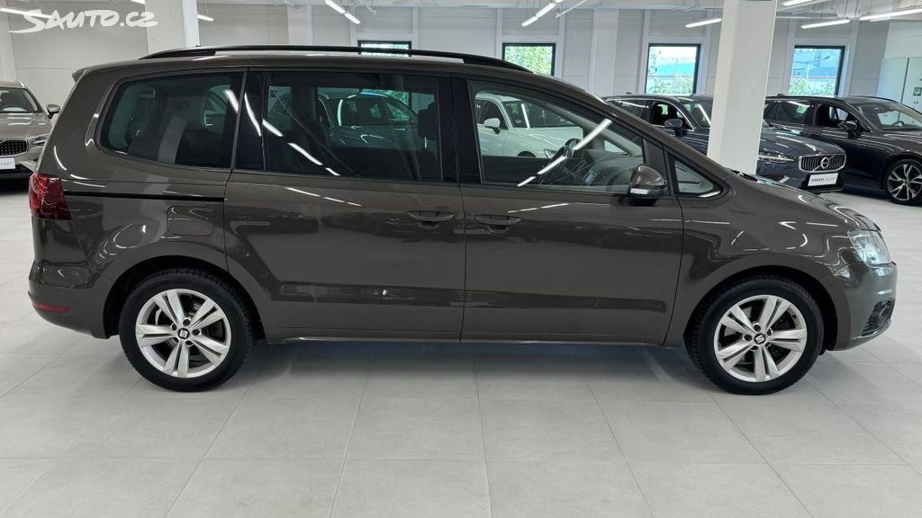 Seat Alhambra, 2.0 TDI Style, 7-míst - fotka 2