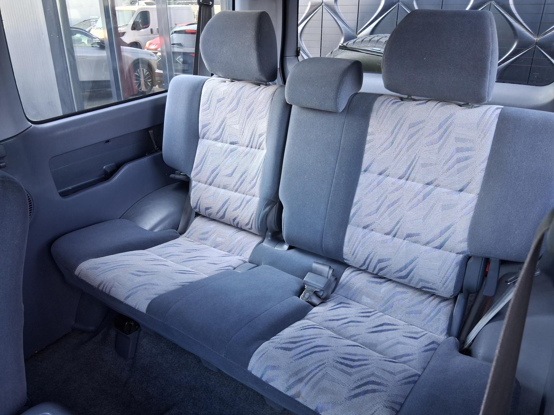 Toyota Land Cruiser, 3.0 TD GX 4x4 92 kW - fotka 5