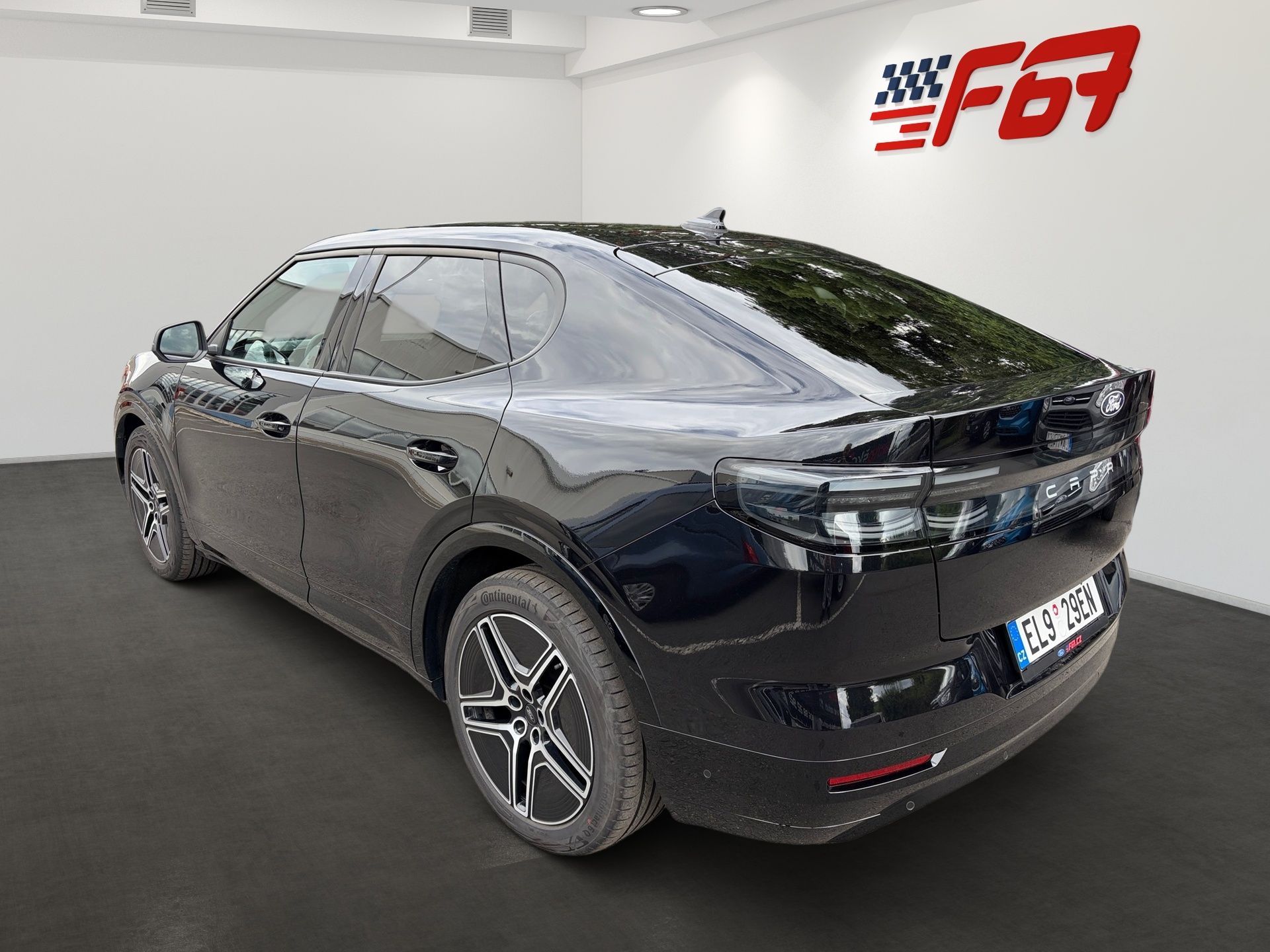 Ford Capri, CZ RWD PREMIUM dlouhý dojezd T - fotka 4
