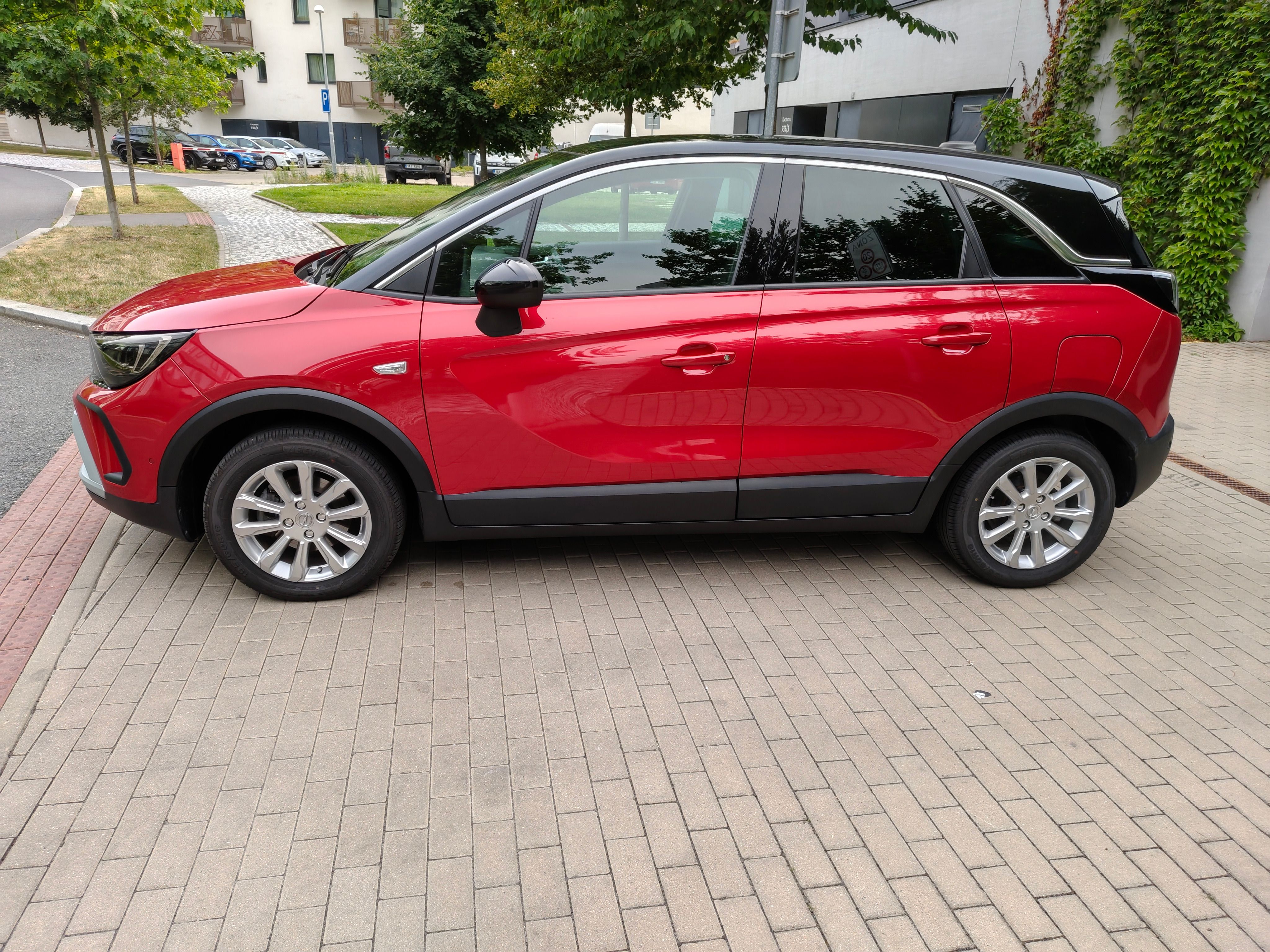 Opel Crossland, Elegance 1.2 - fotka 3