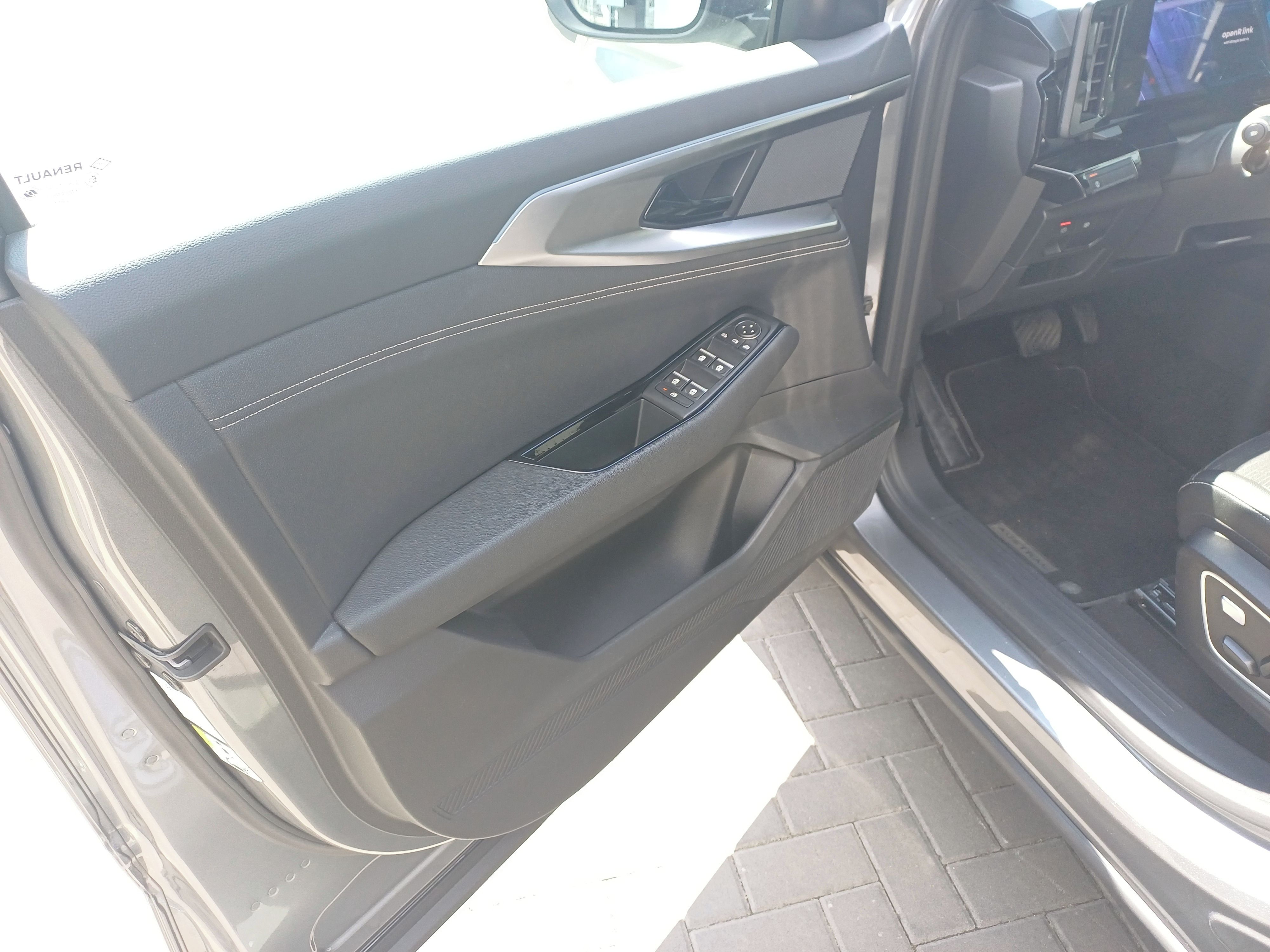 Renault Austral, techno mild hybrid 160 auto - fotka 5