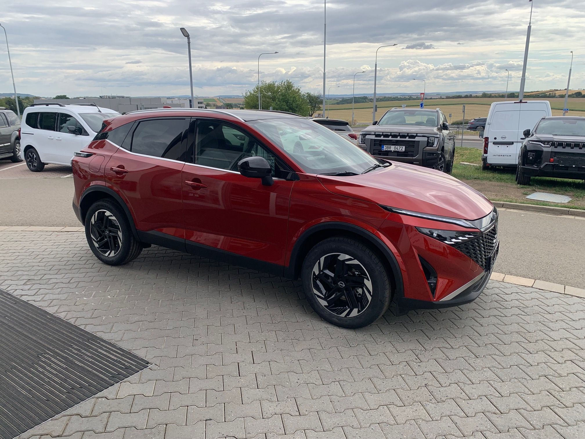 Nissan Qashqai, 1,3 DIG-T X-Tronic N-Connecta - fotka 3