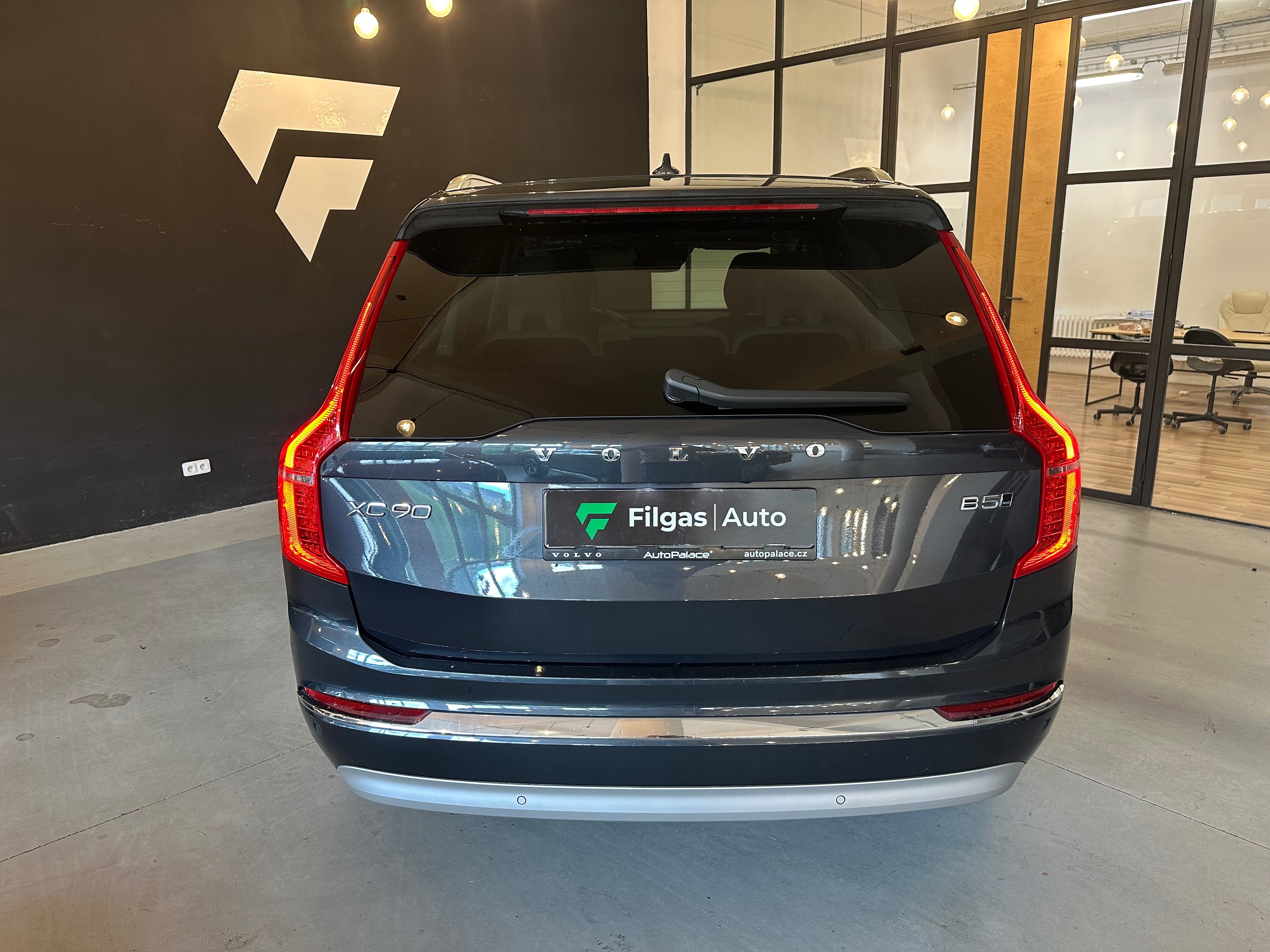 Volvo XC90, B5 AWD 173KW CZ DPH 1MAJ - fotka 6