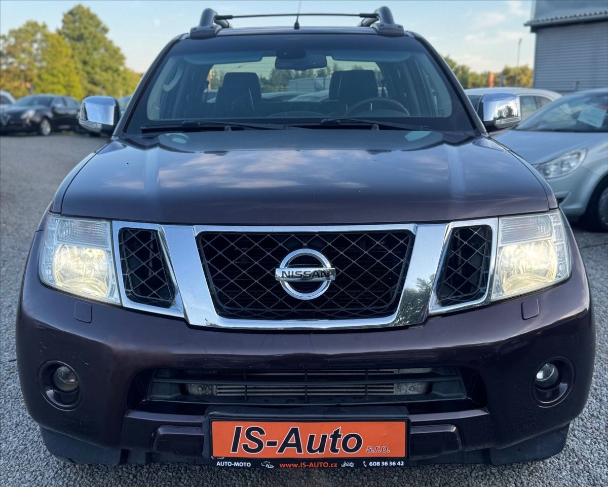 Nissan Navara, 3,0 V6 DCi DOUBLE CAB - fotka 3